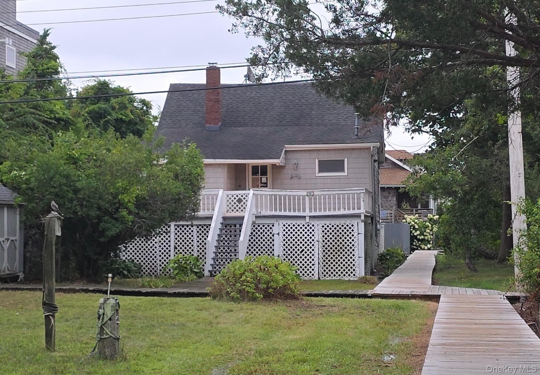 54 Oak Beach Road thumbnail 2