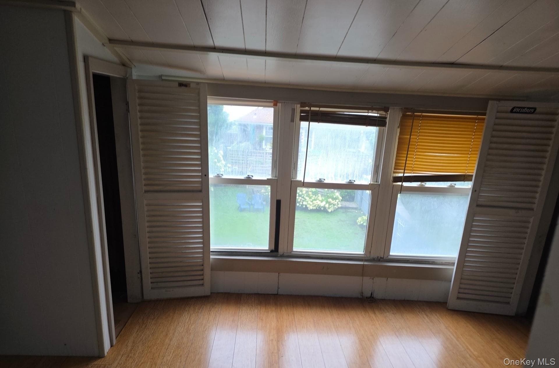 54 Oak Beach Road thumbnail 15