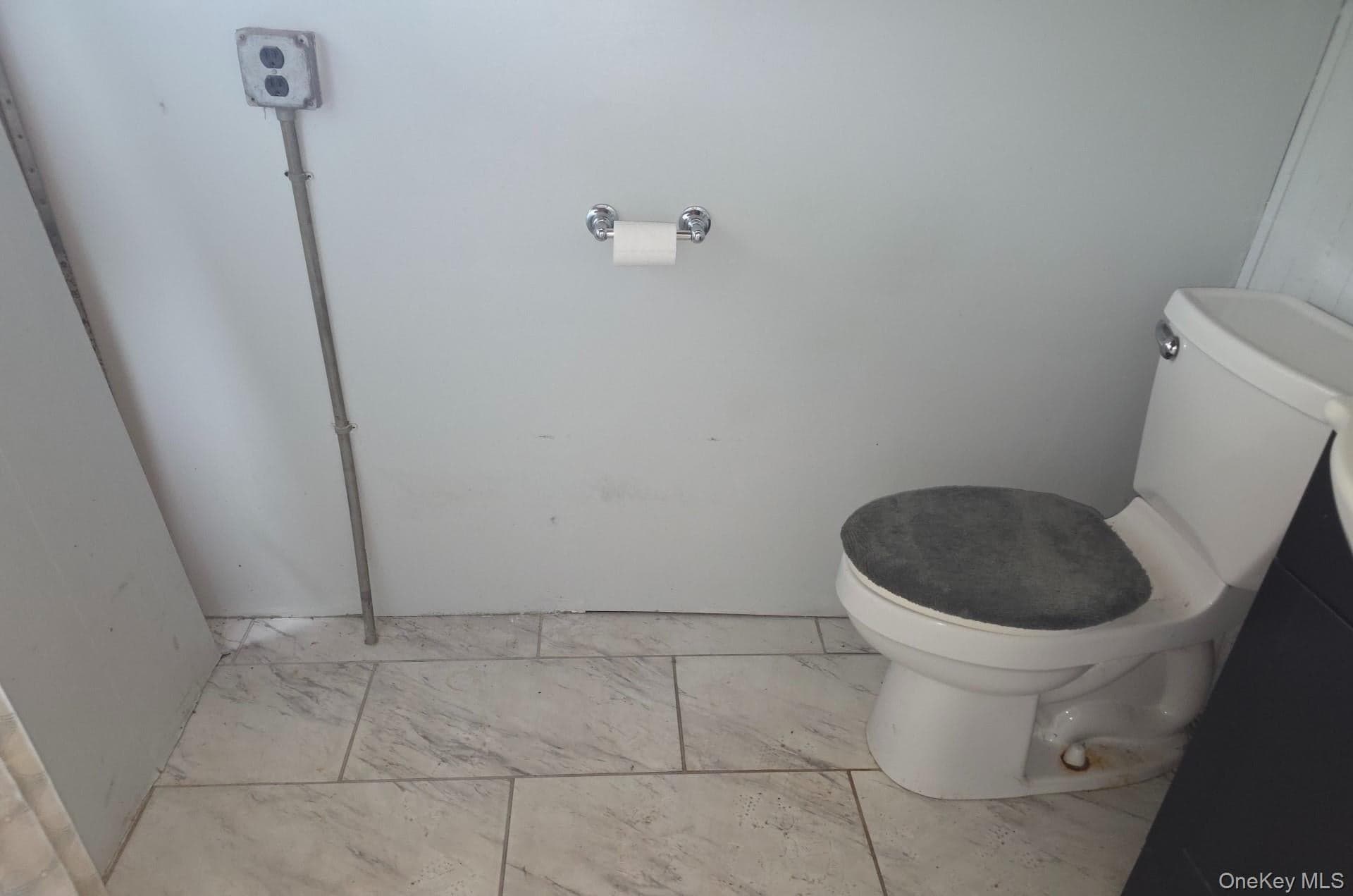54 Oak Beach Road thumbnail 21