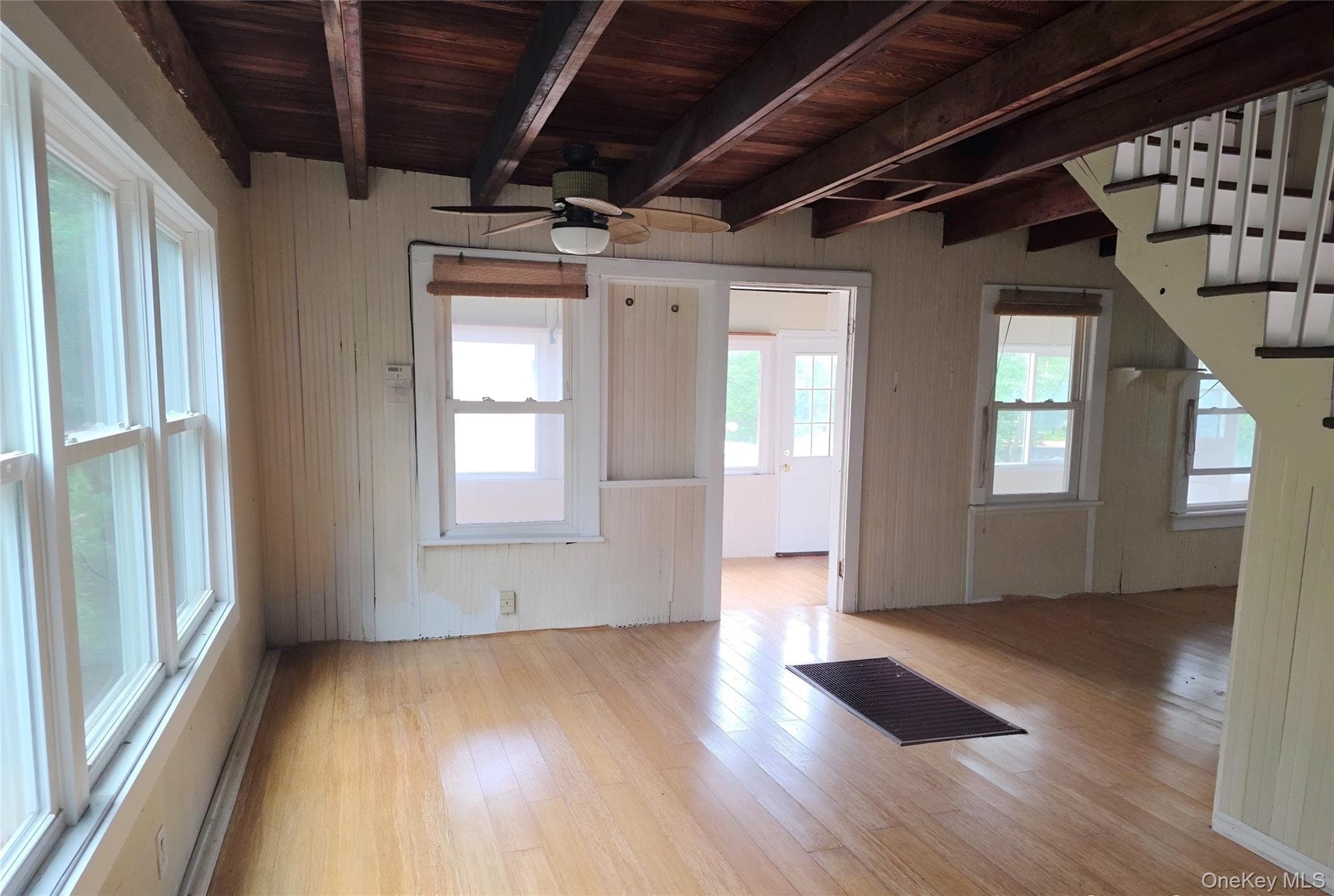 54 Oak Beach Road thumbnail 10