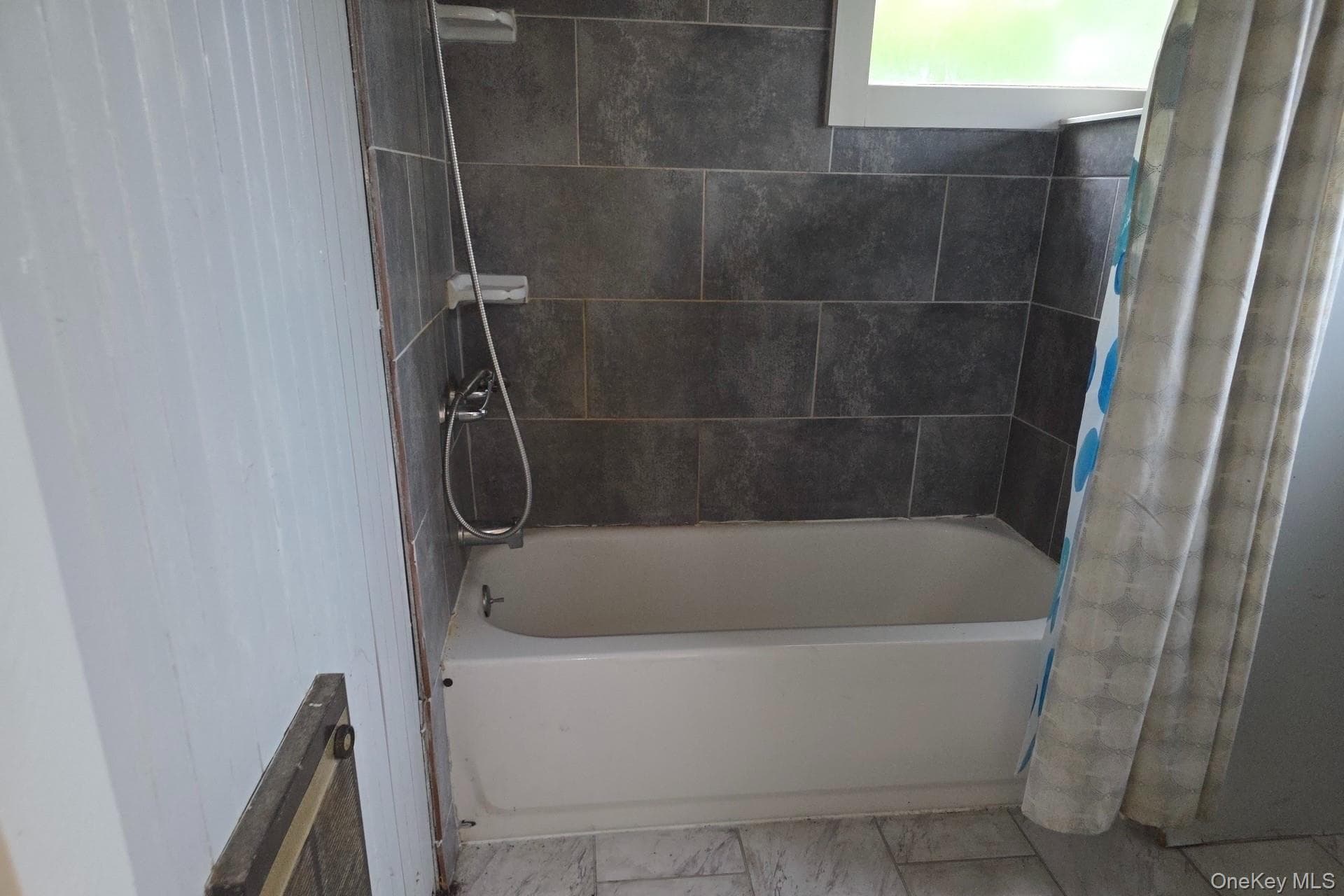 54 Oak Beach Road thumbnail 23