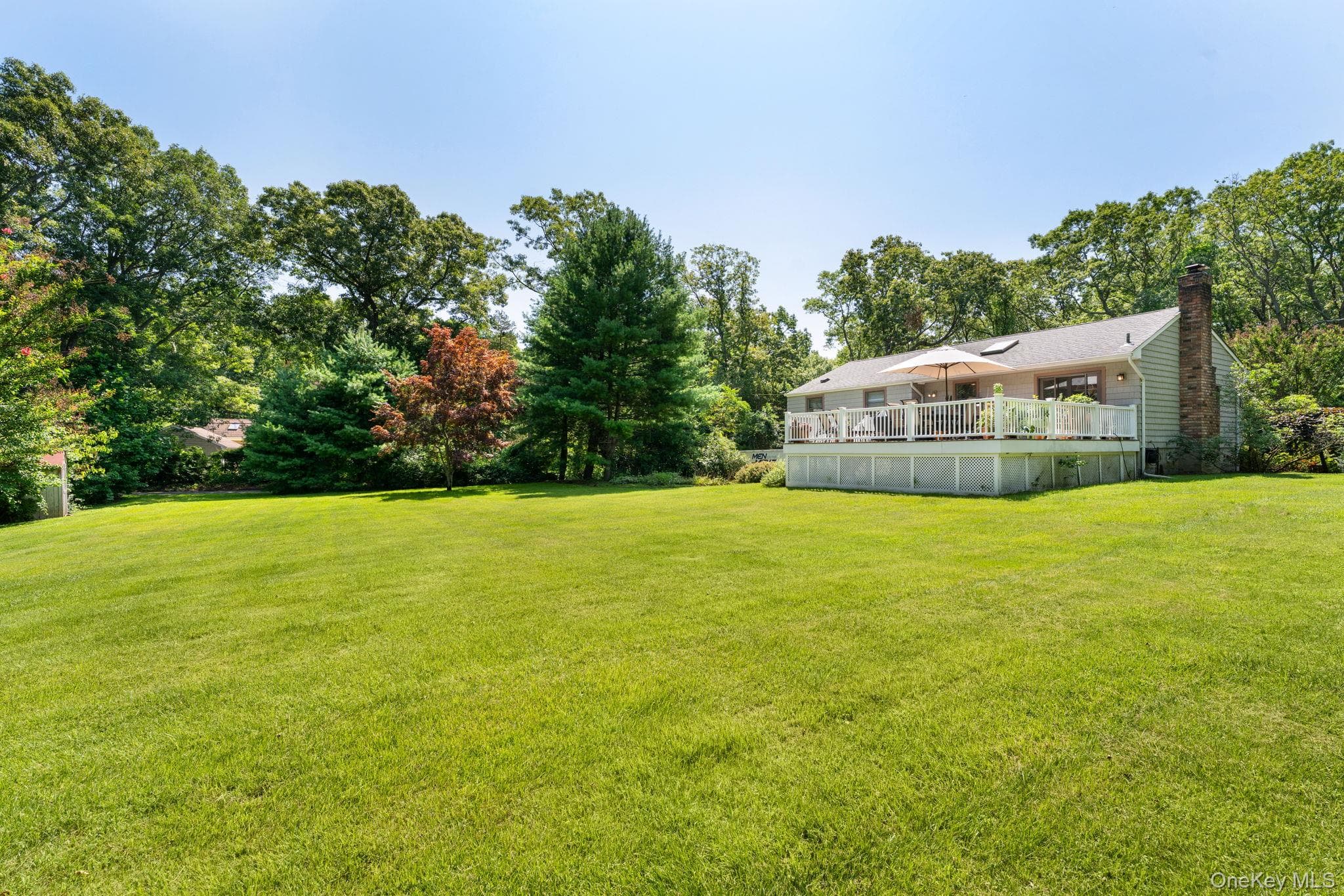 25 Brewster Avenue thumbnail 25