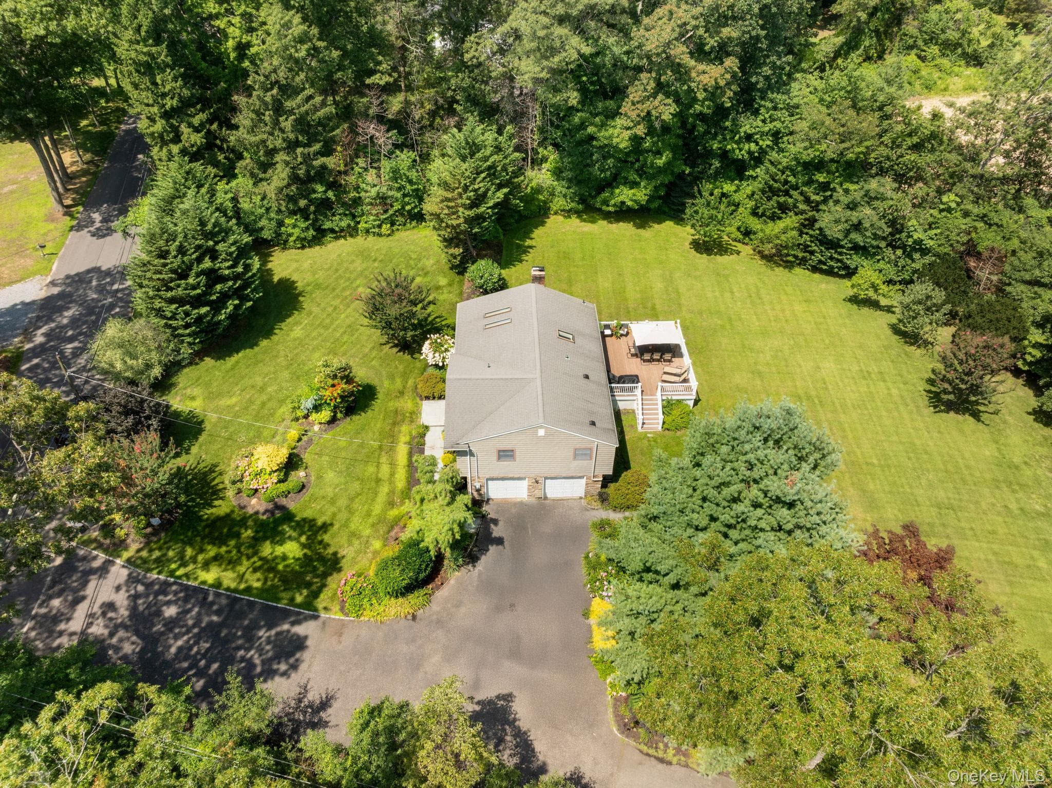 25 Brewster Avenue thumbnail 29