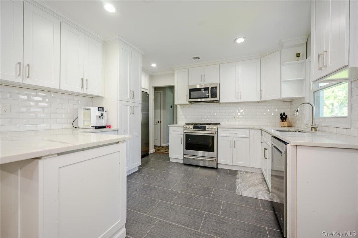 534 Allen Road thumbnail 8