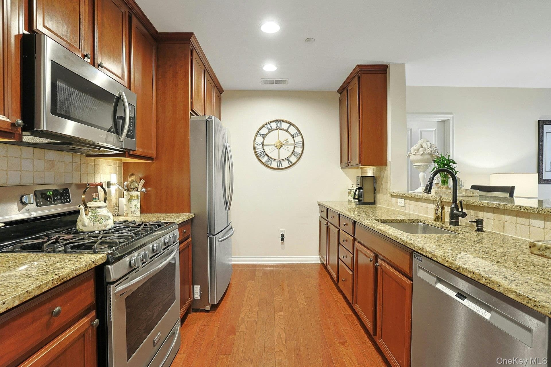 3117 Leeward Drive thumbnail 10