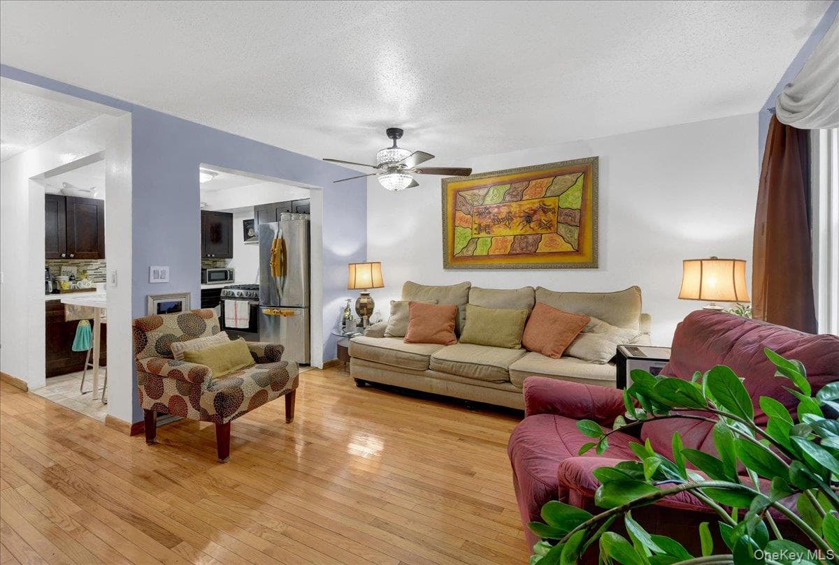 2069 Cicero Avenue thumbnail 31