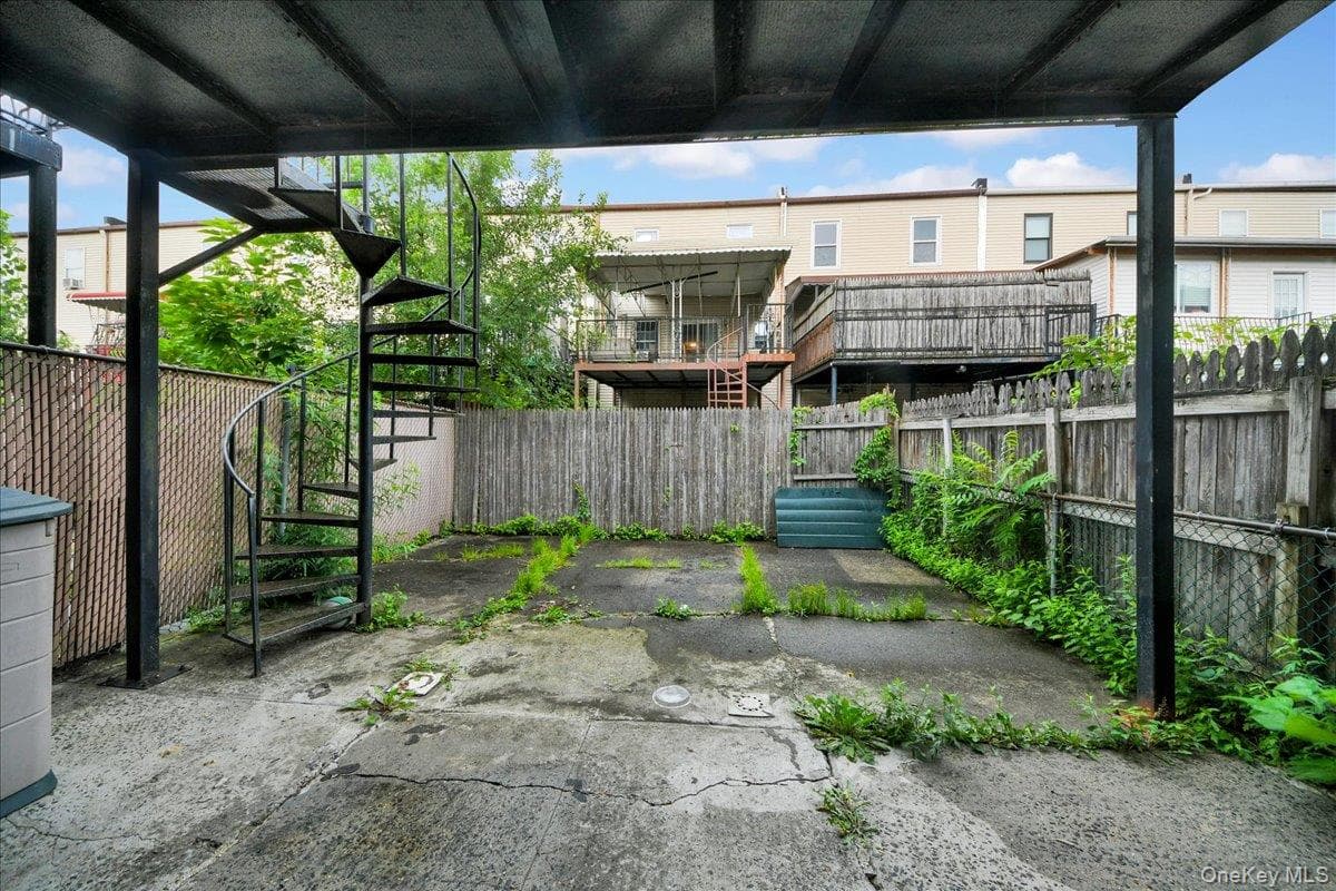 2069 Cicero Avenue thumbnail 26