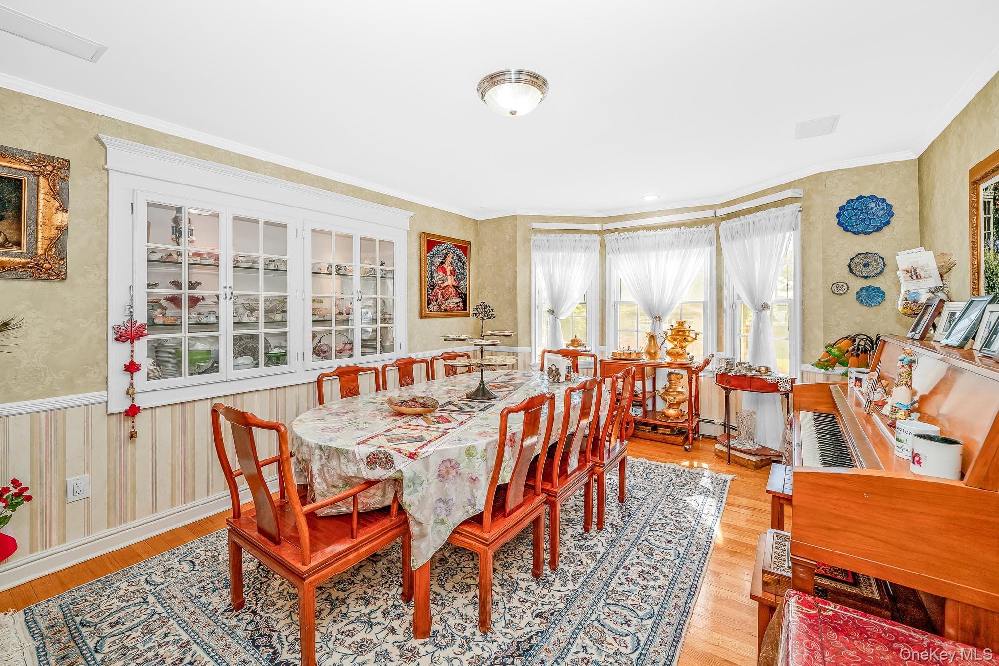 2683 Peconic Avenue thumbnail 3