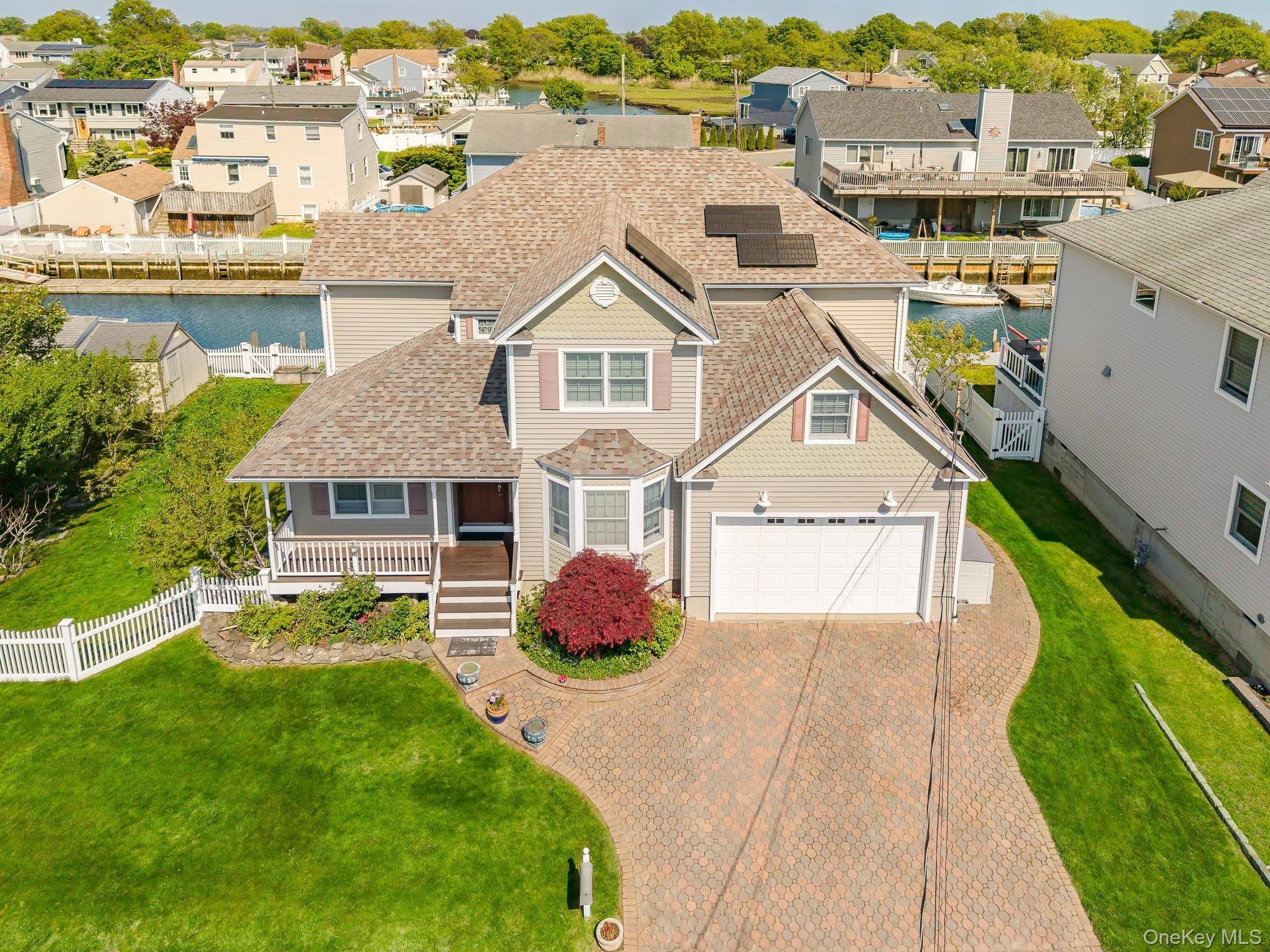 2683 Peconic Avenue thumbnail 41