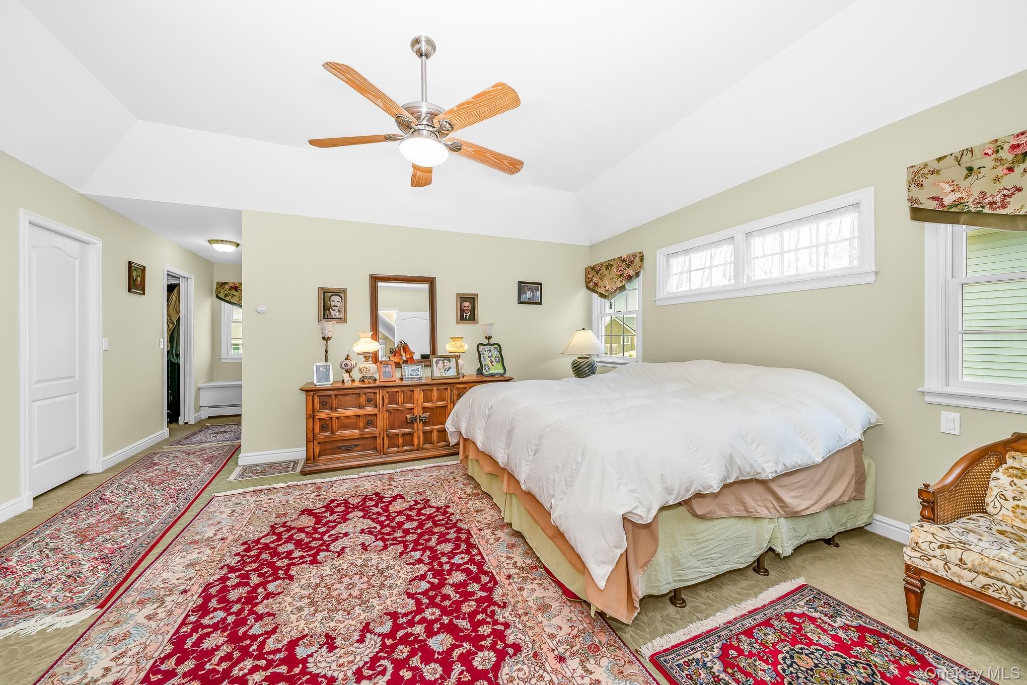 2683 Peconic Avenue thumbnail 26
