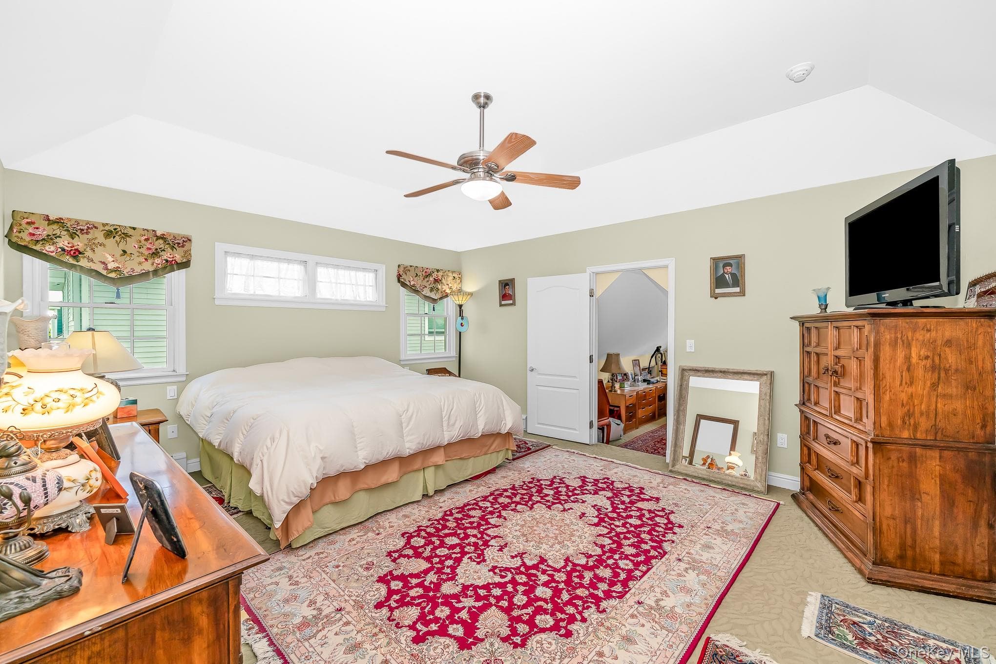 2683 Peconic Avenue thumbnail 27