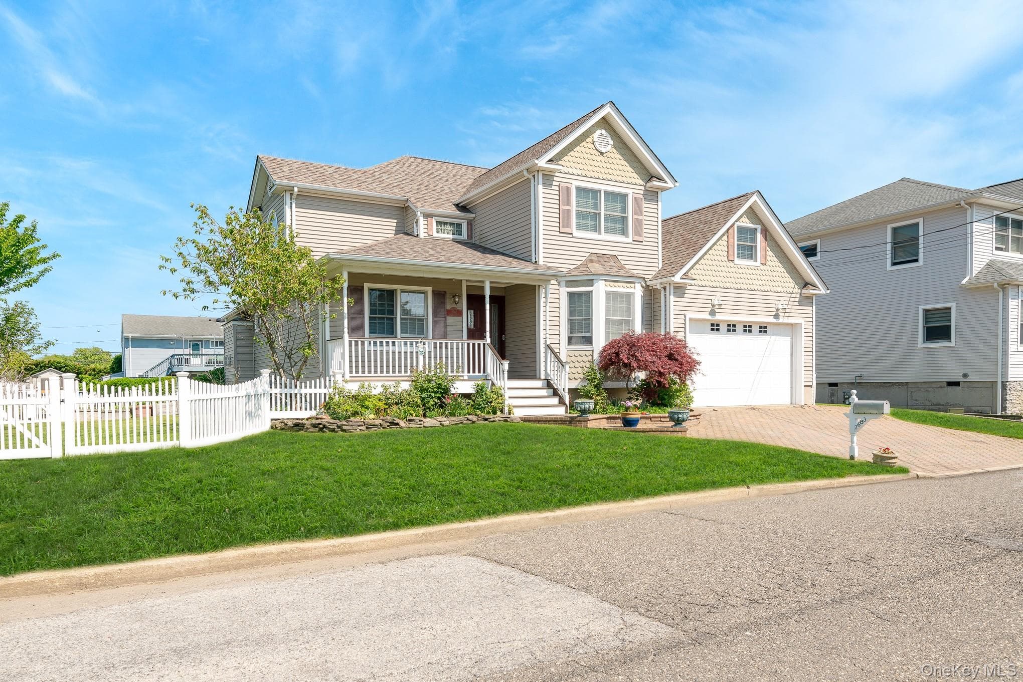 2683 Peconic Avenue thumbnail 35