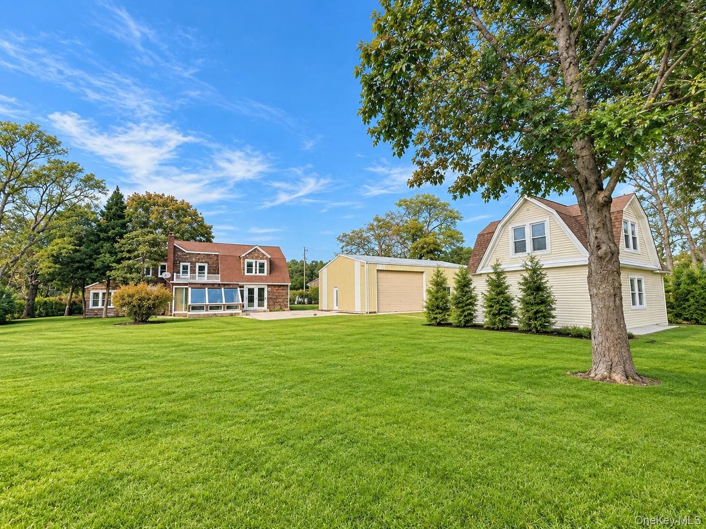 53 Foster Avenue photo 1