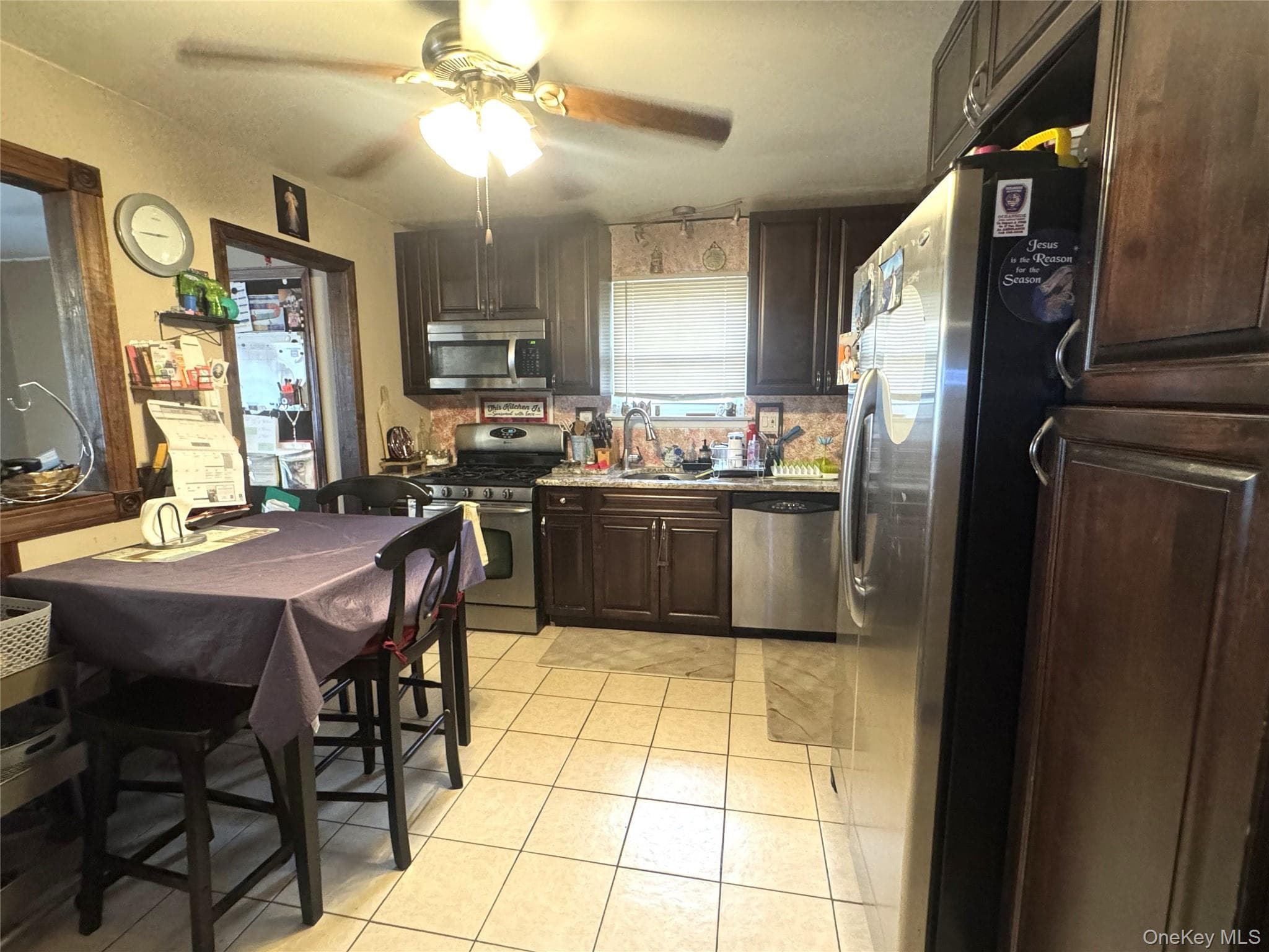 981 Mckinley Street thumbnail 3