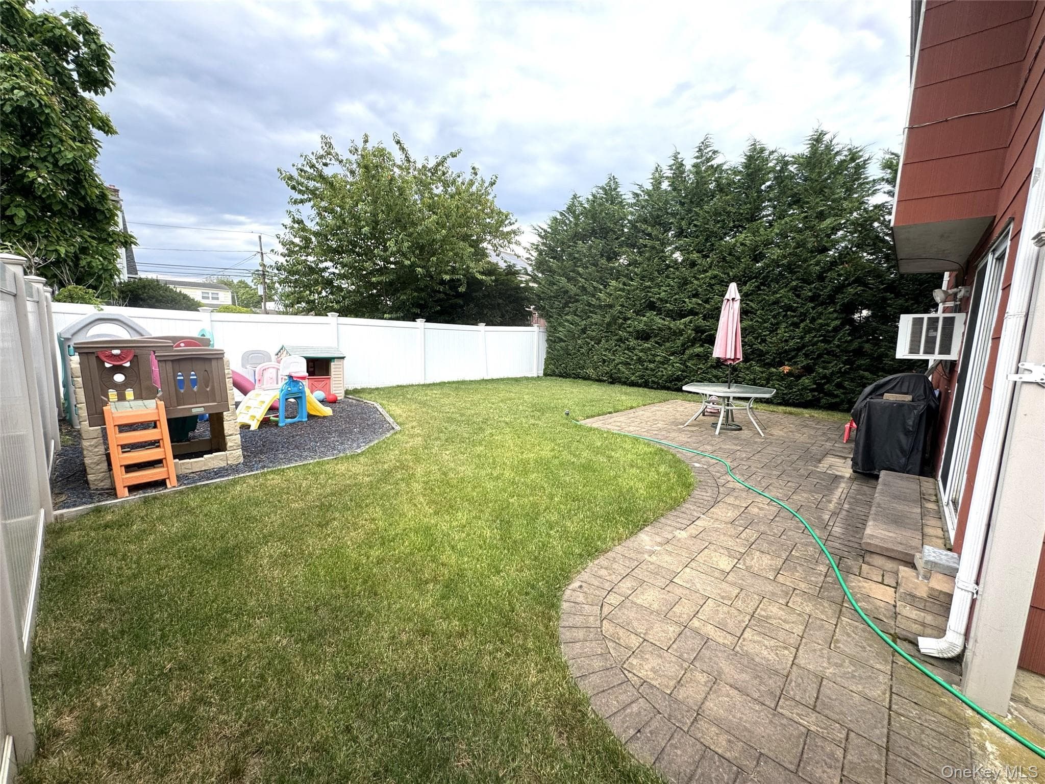 981 Mckinley Street thumbnail 16