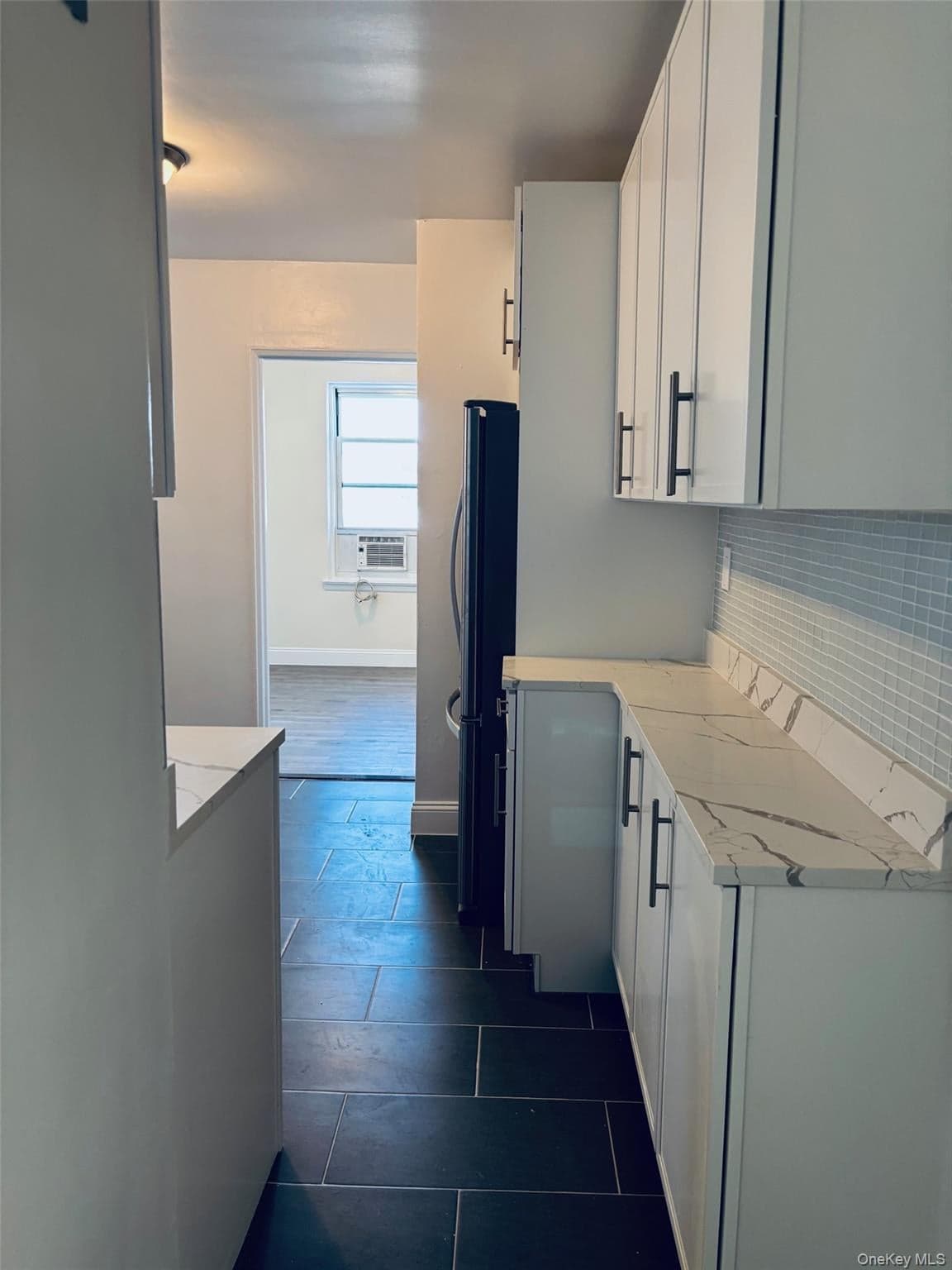 1300 Midland Avenue Unit: A-36 thumbnail 8
