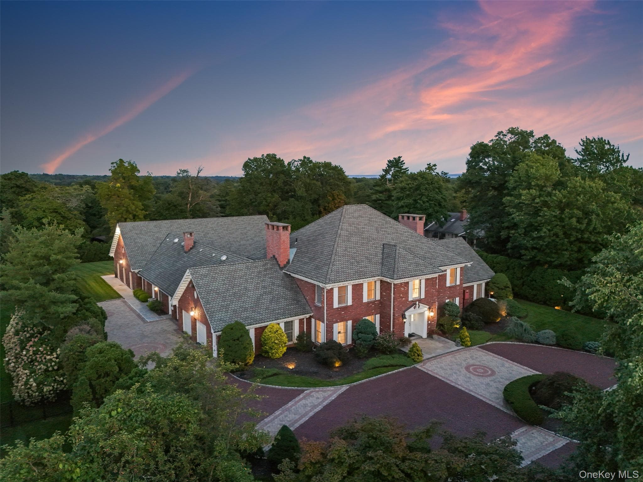 109 Mamaroneck Road photo 1