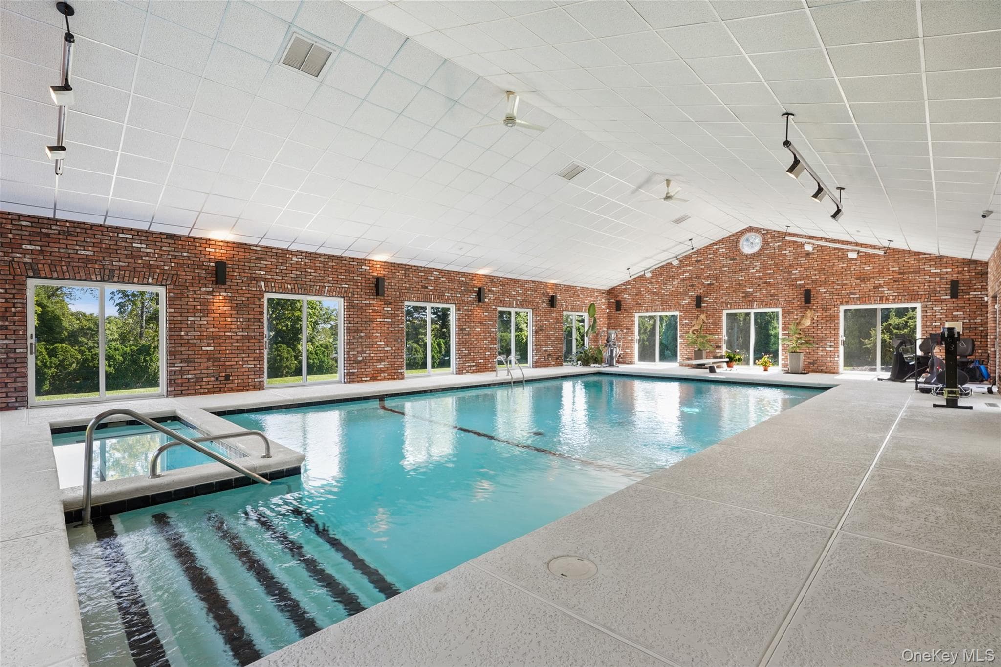 109 Mamaroneck Road thumbnail 25