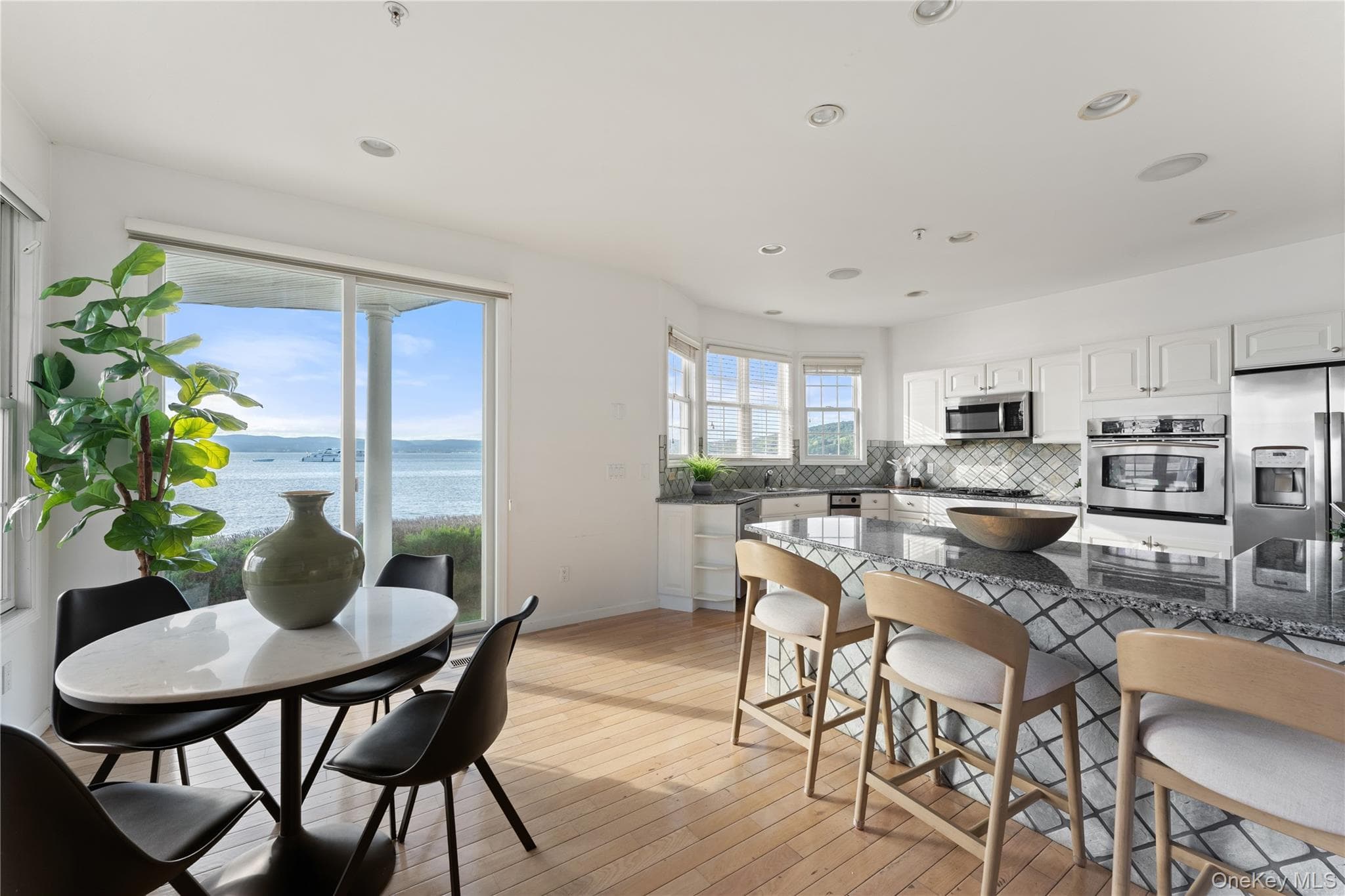 700 Half Moon Bay Drive thumbnail 4