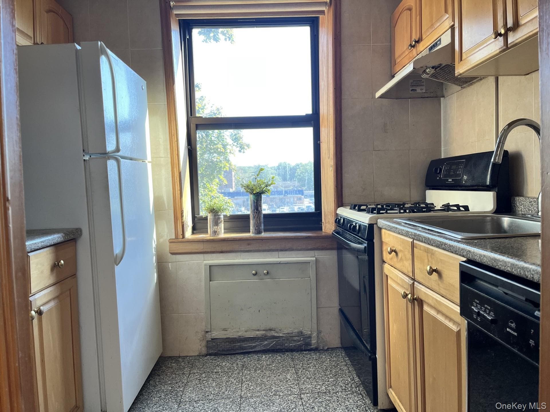 213-02 73rd Avenue Unit: 4D thumbnail 4