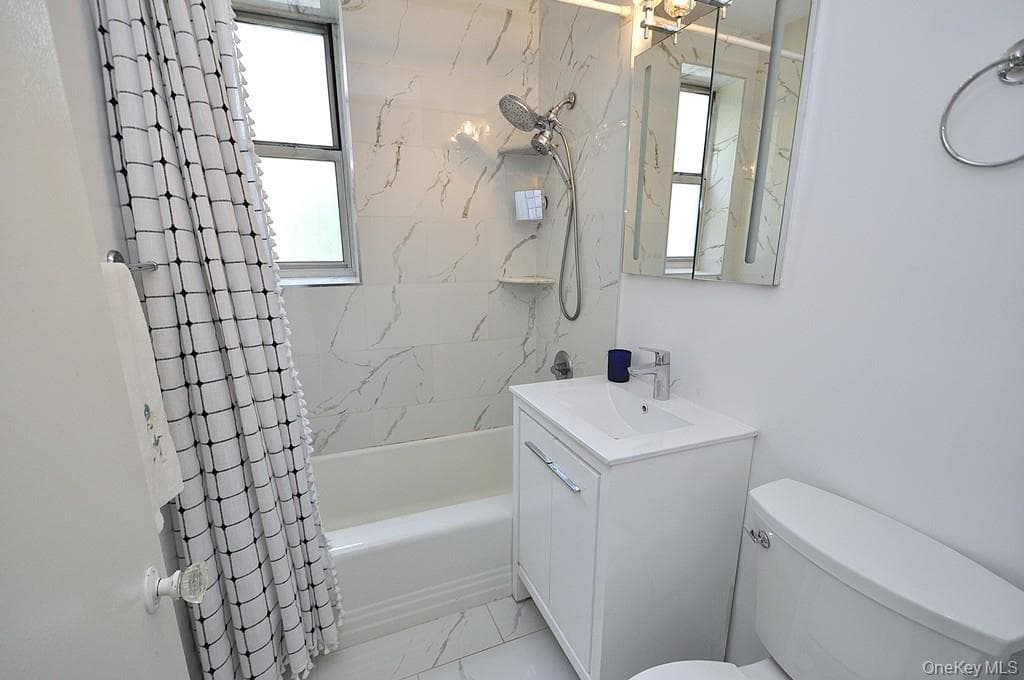 491 Riverdale Avenue Unit: 3C thumbnail 5