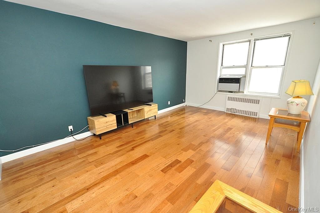 491 Riverdale Avenue Unit: 3C thumbnail 11