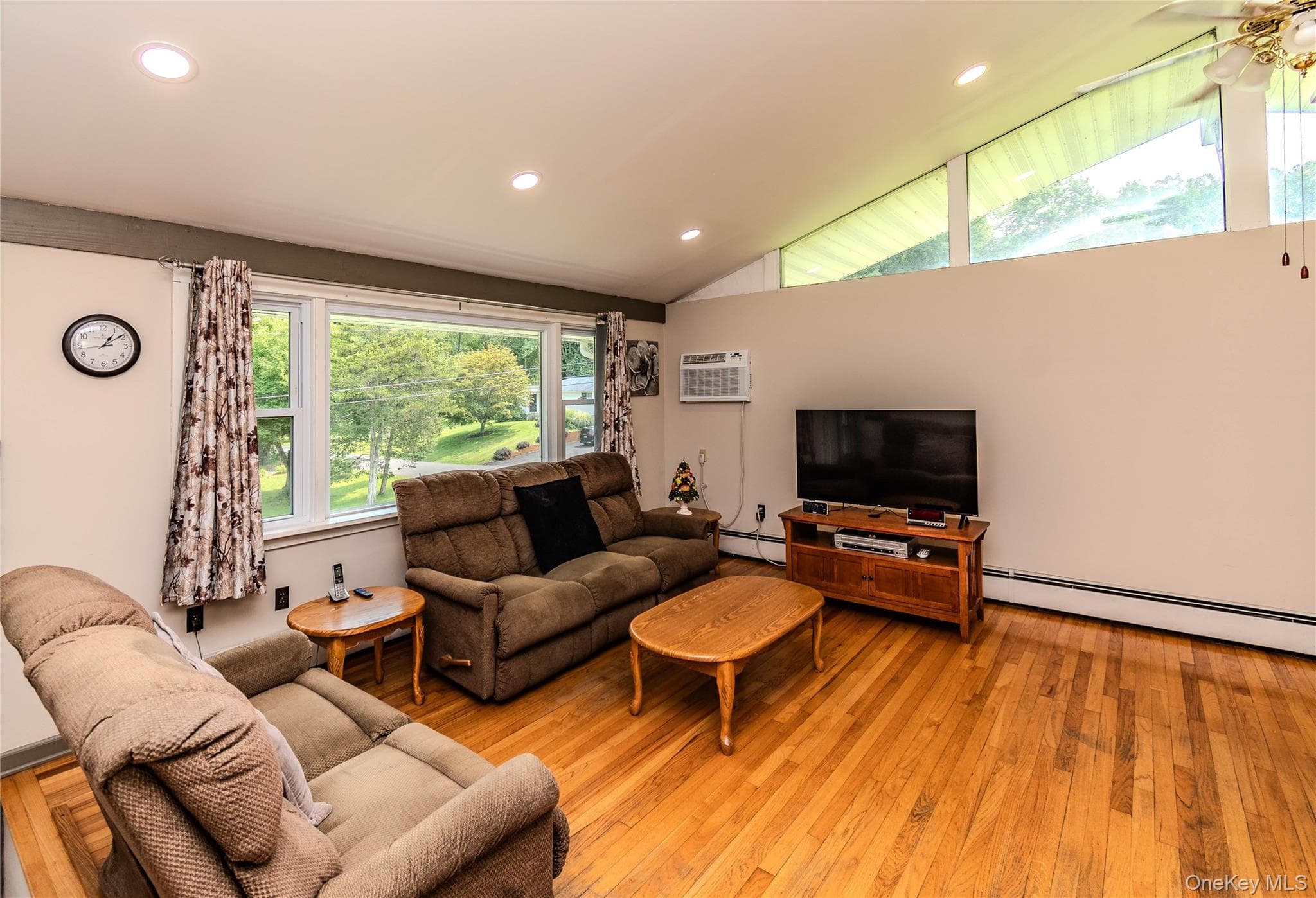 68 Parkcrest Drive thumbnail 5