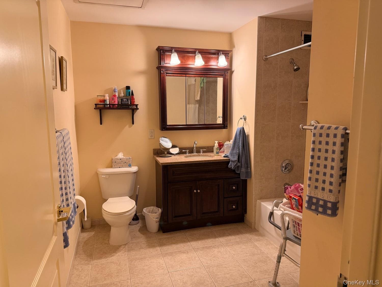 50 Merrick Avenue Unit: 405 thumbnail 17
