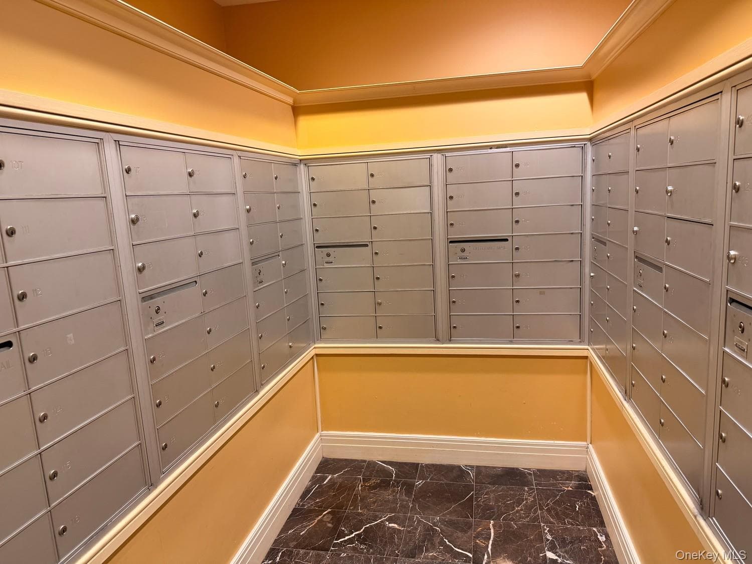 50 Merrick Avenue Unit: 405 thumbnail 31