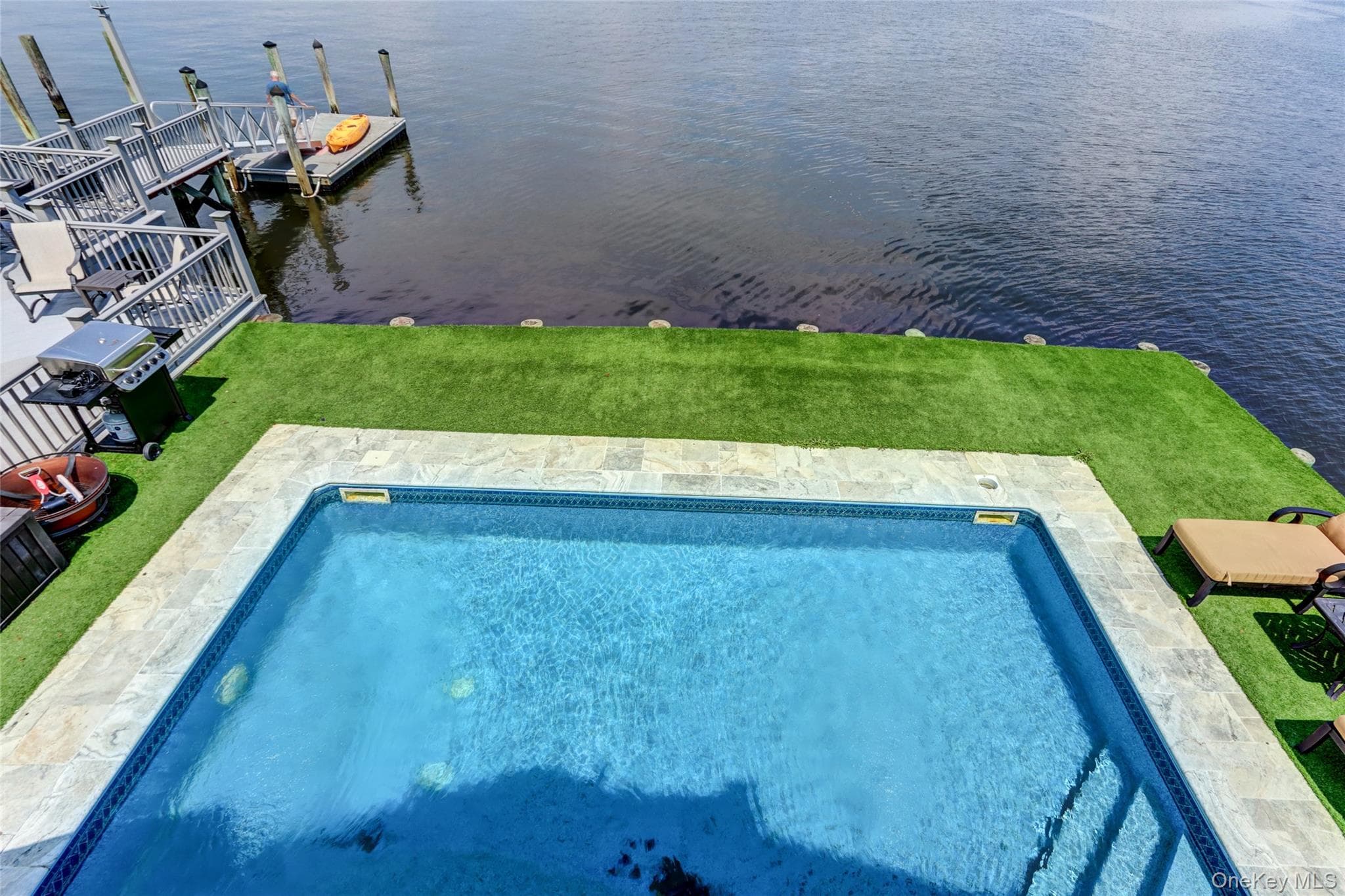 609 E Bay Drive thumbnail 17