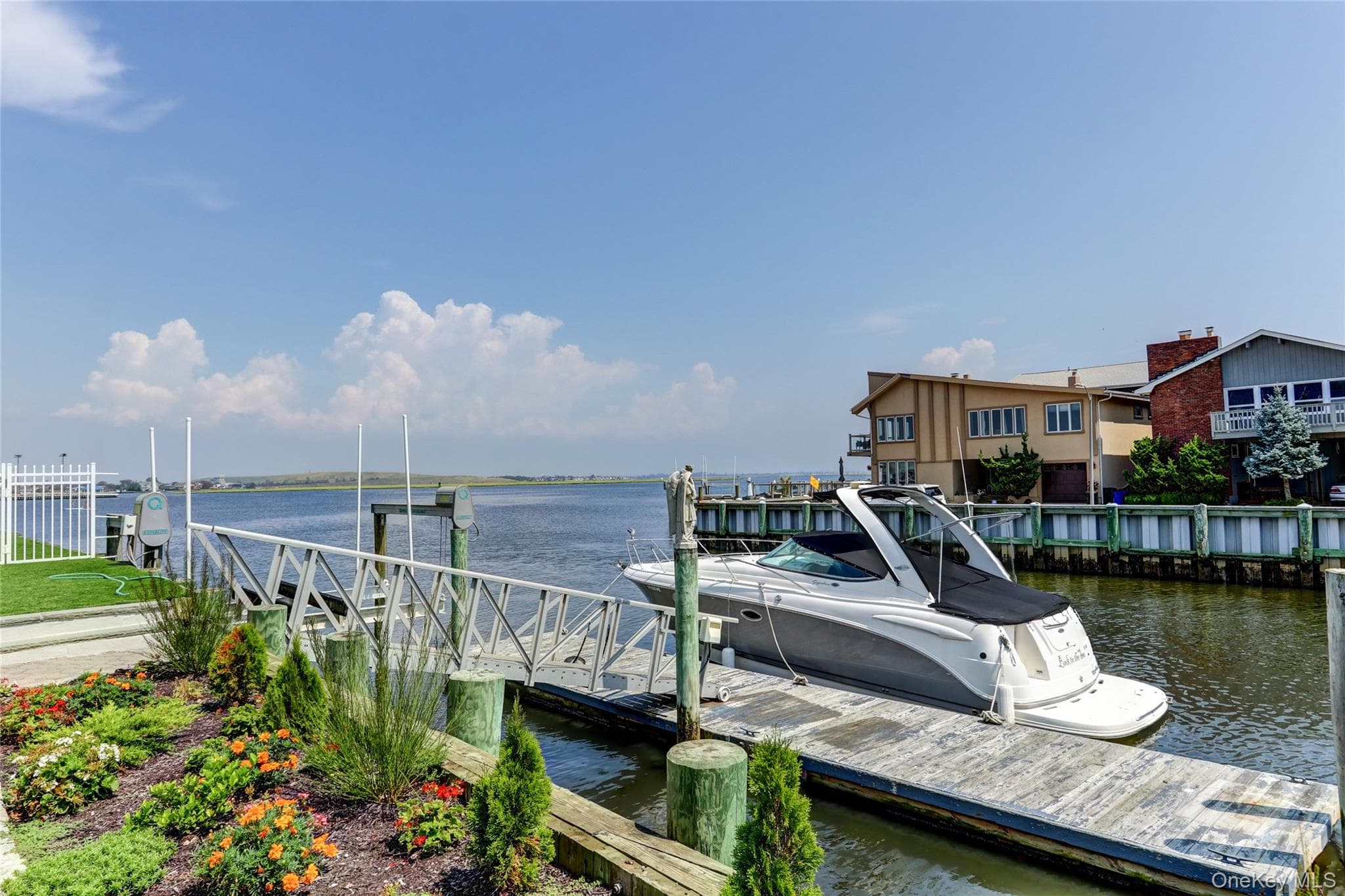 609 E Bay Drive thumbnail 5