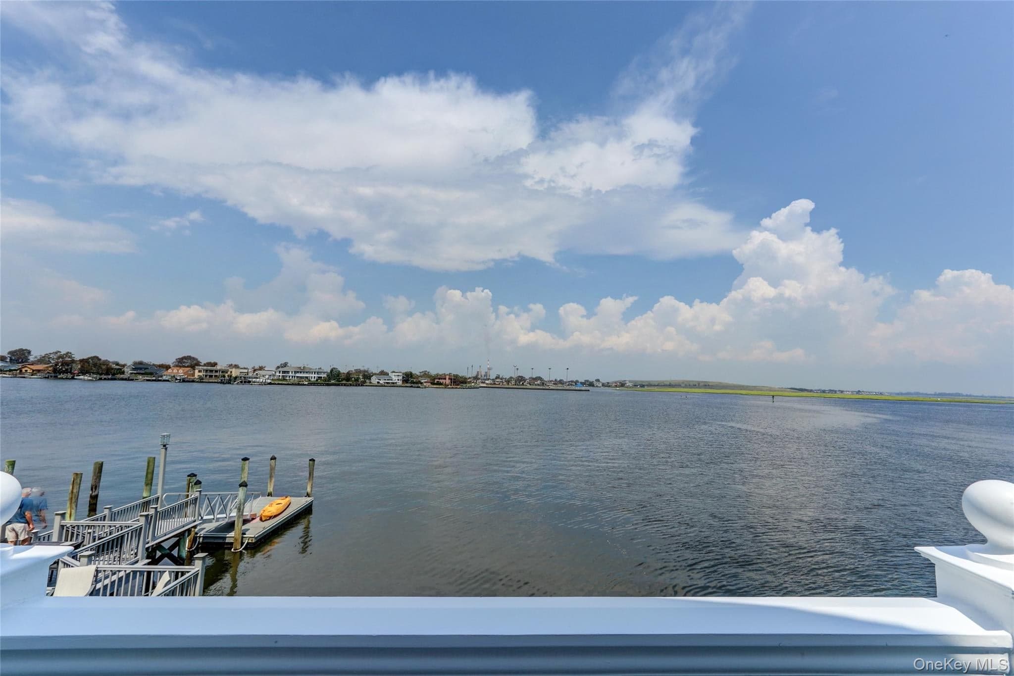 609 E Bay Drive thumbnail 16