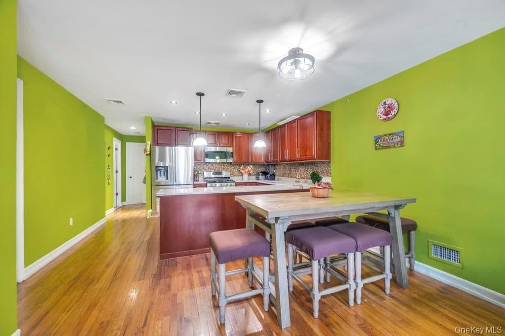 10314 Rockaway Beach Boulevard Unit: 2B thumbnail 4