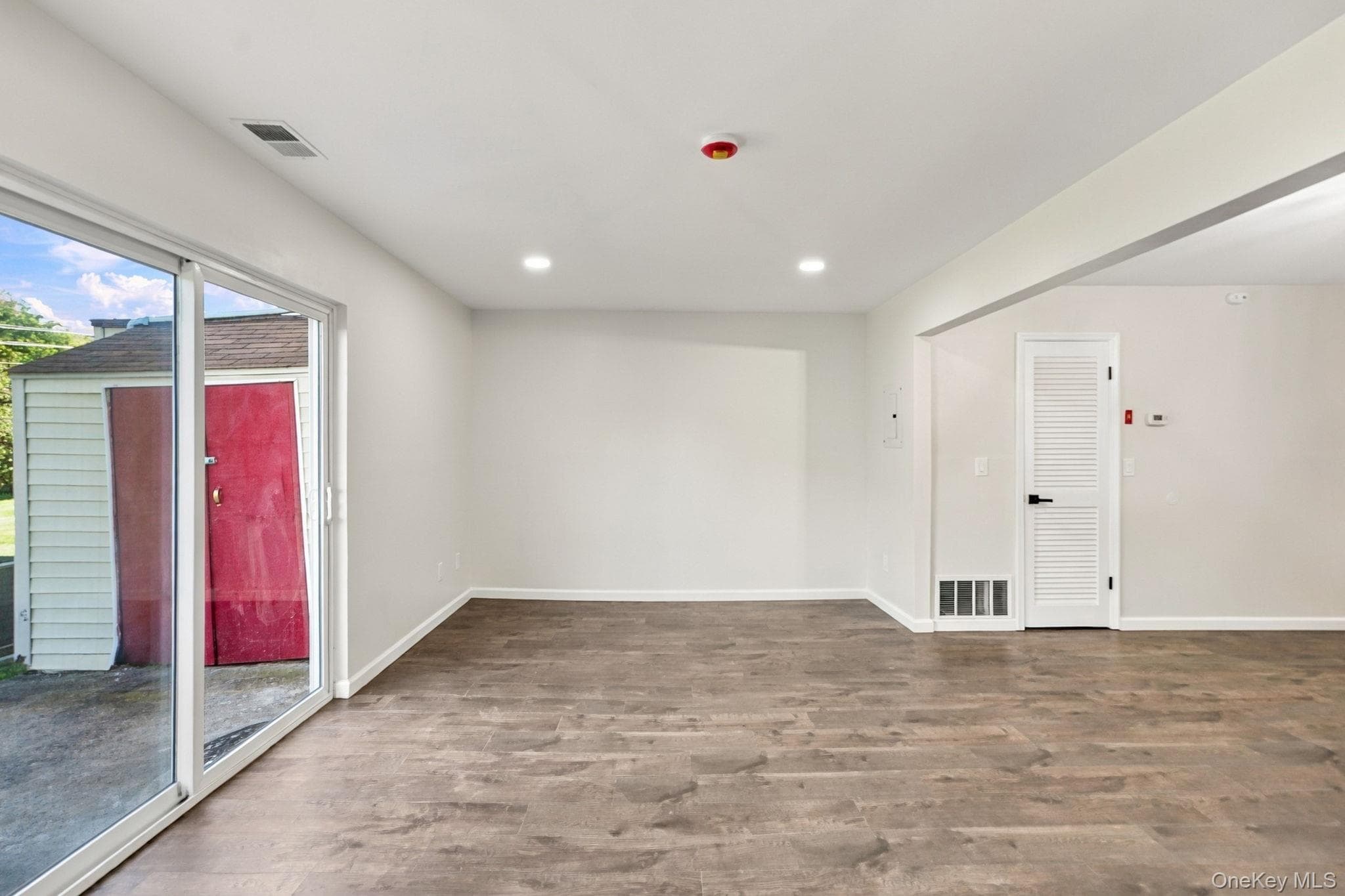 276 Temple Hill Road Unit: 1305 thumbnail 17
