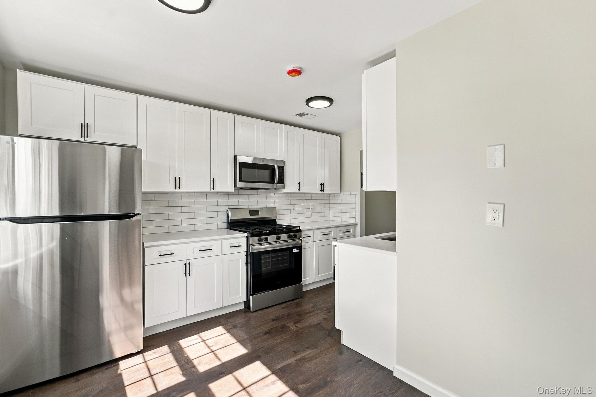 276 Temple Hill Road Unit: 1305 thumbnail 3