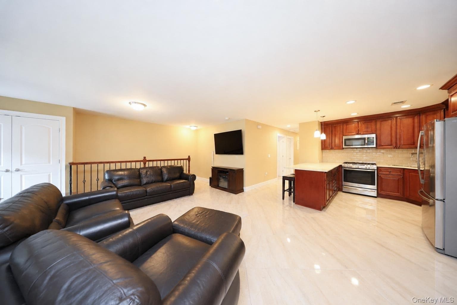 23 Wiltshire Ln LN thumbnail 3