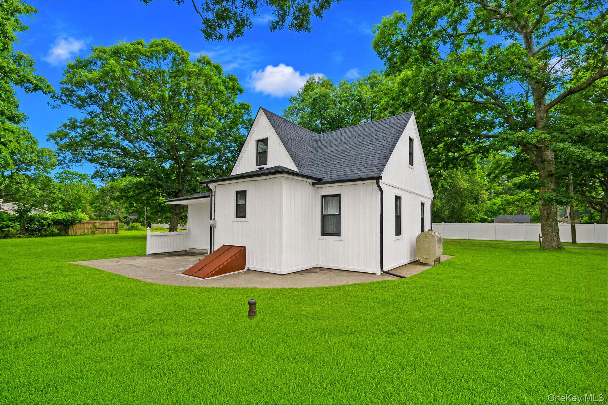 137 Elder Drive thumbnail 19