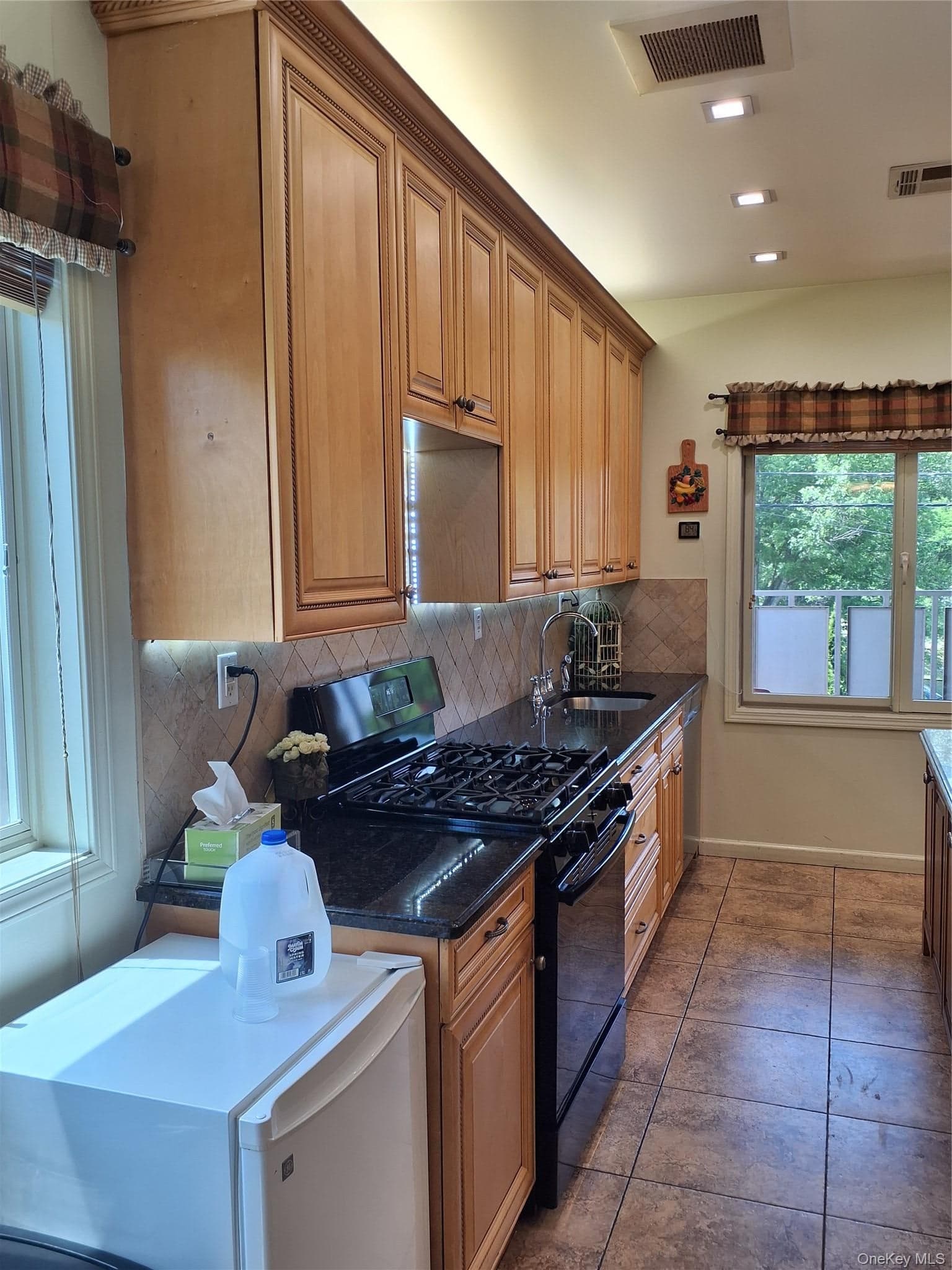 40 Herrick Avenue Unit: 201 thumbnail 6
