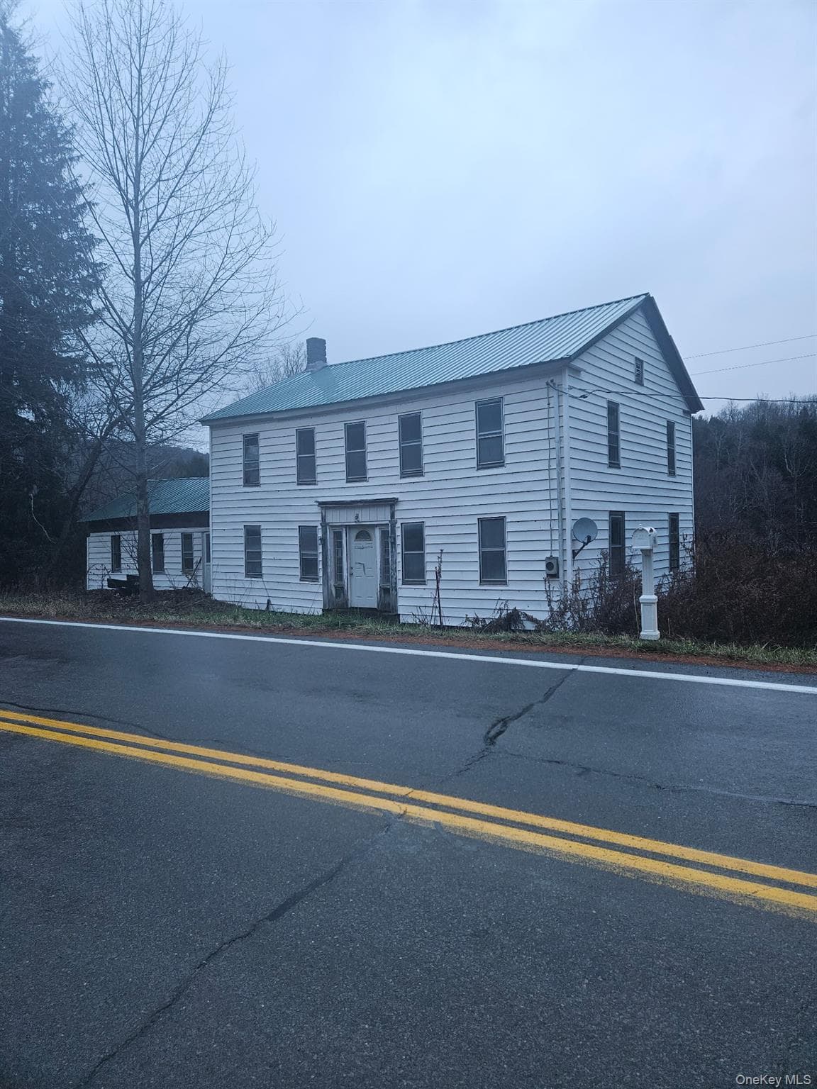 948 State Route 41 photo 1