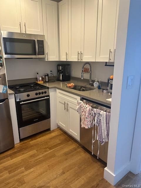 4511 Broadway thumbnail 9