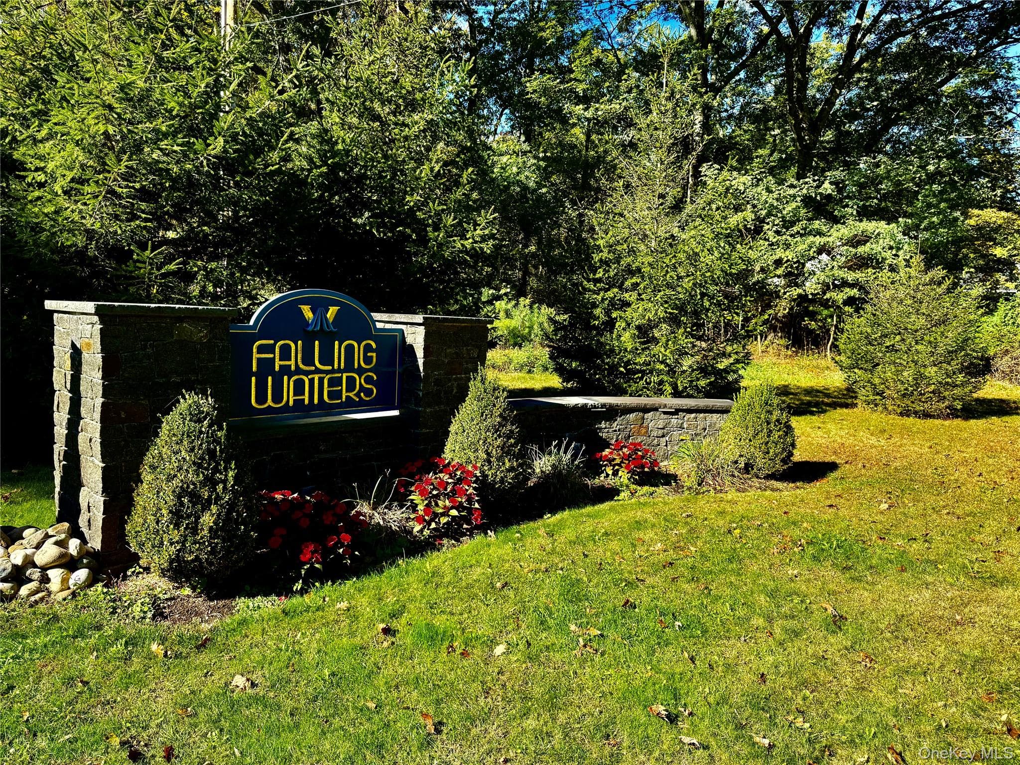 78 Falling Waters Drive photo 1