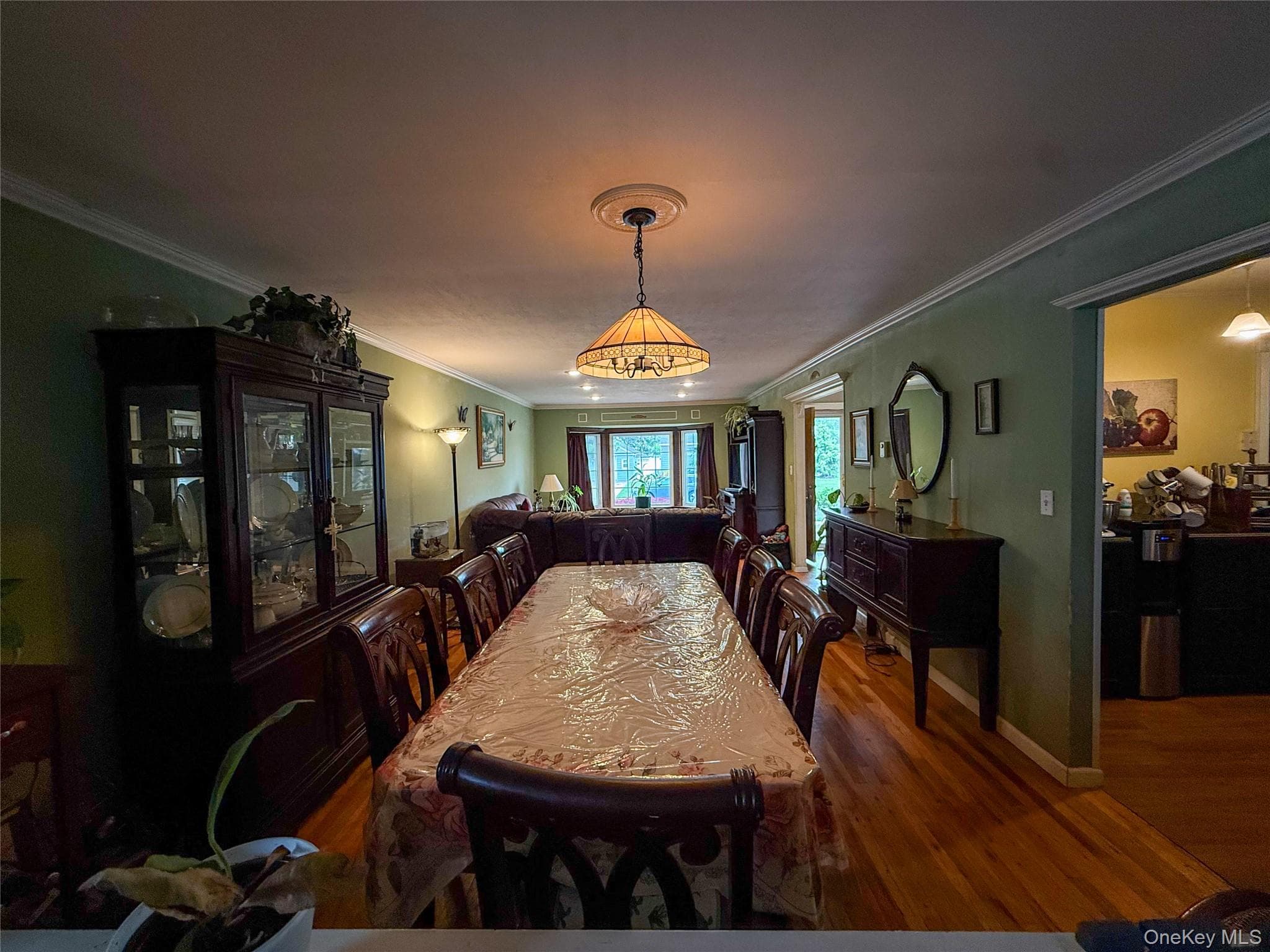 685 Seabury Avenue thumbnail 7