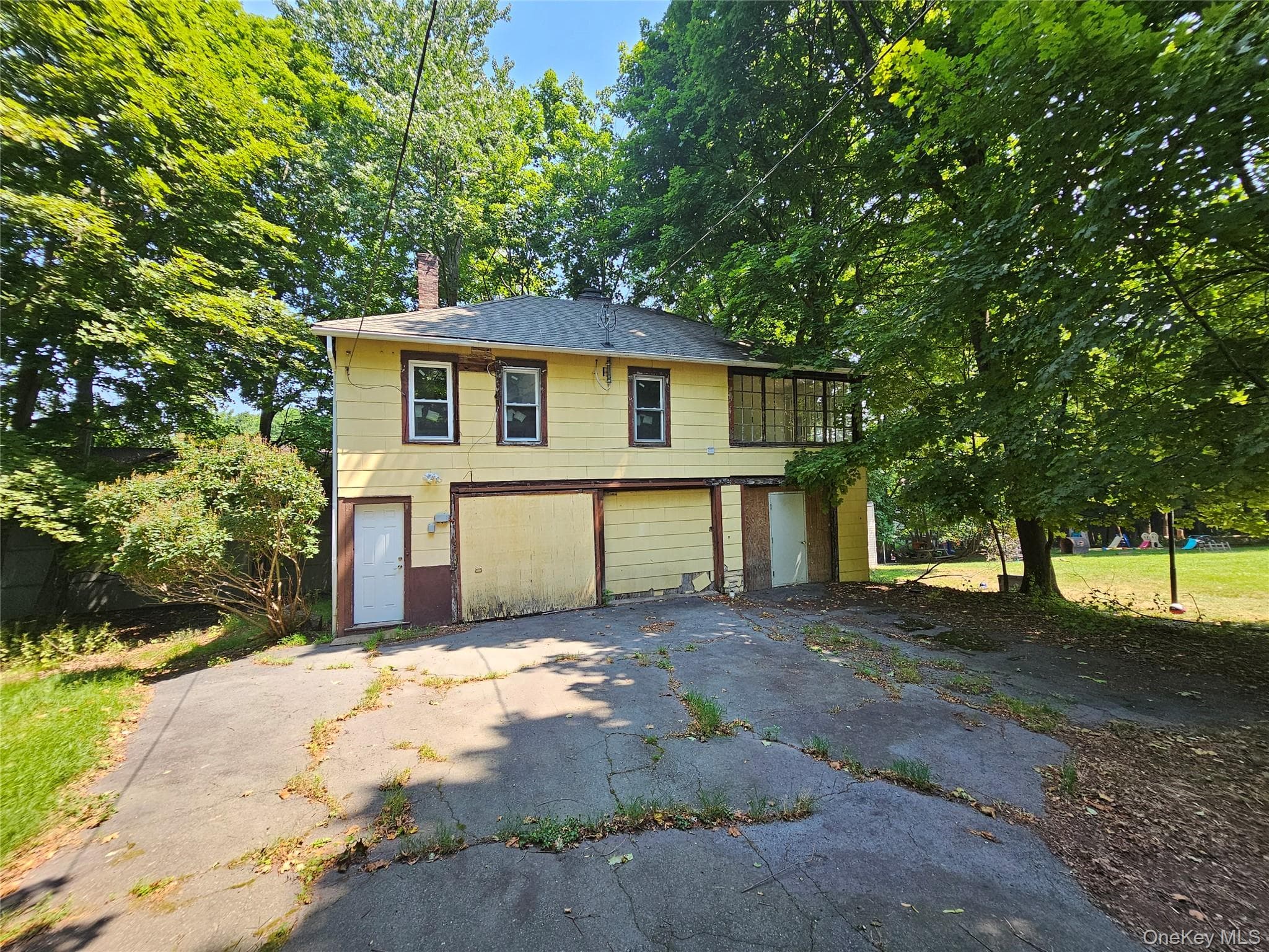62 Clinton Avenue thumbnail 5