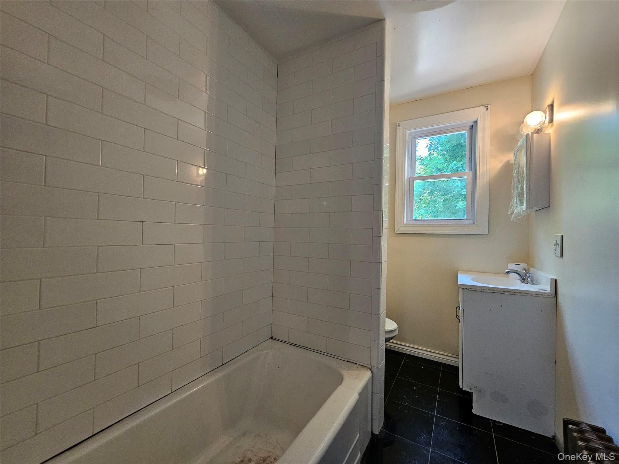 62 Clinton Avenue thumbnail 22