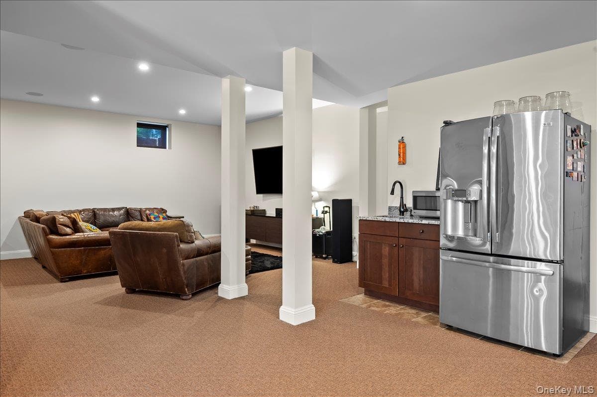 17 Riverton Drive thumbnail 39
