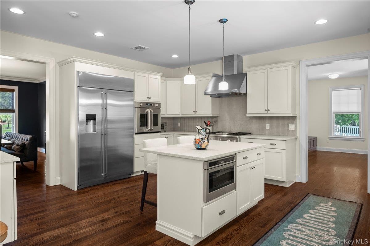 17 Riverton Drive thumbnail 16