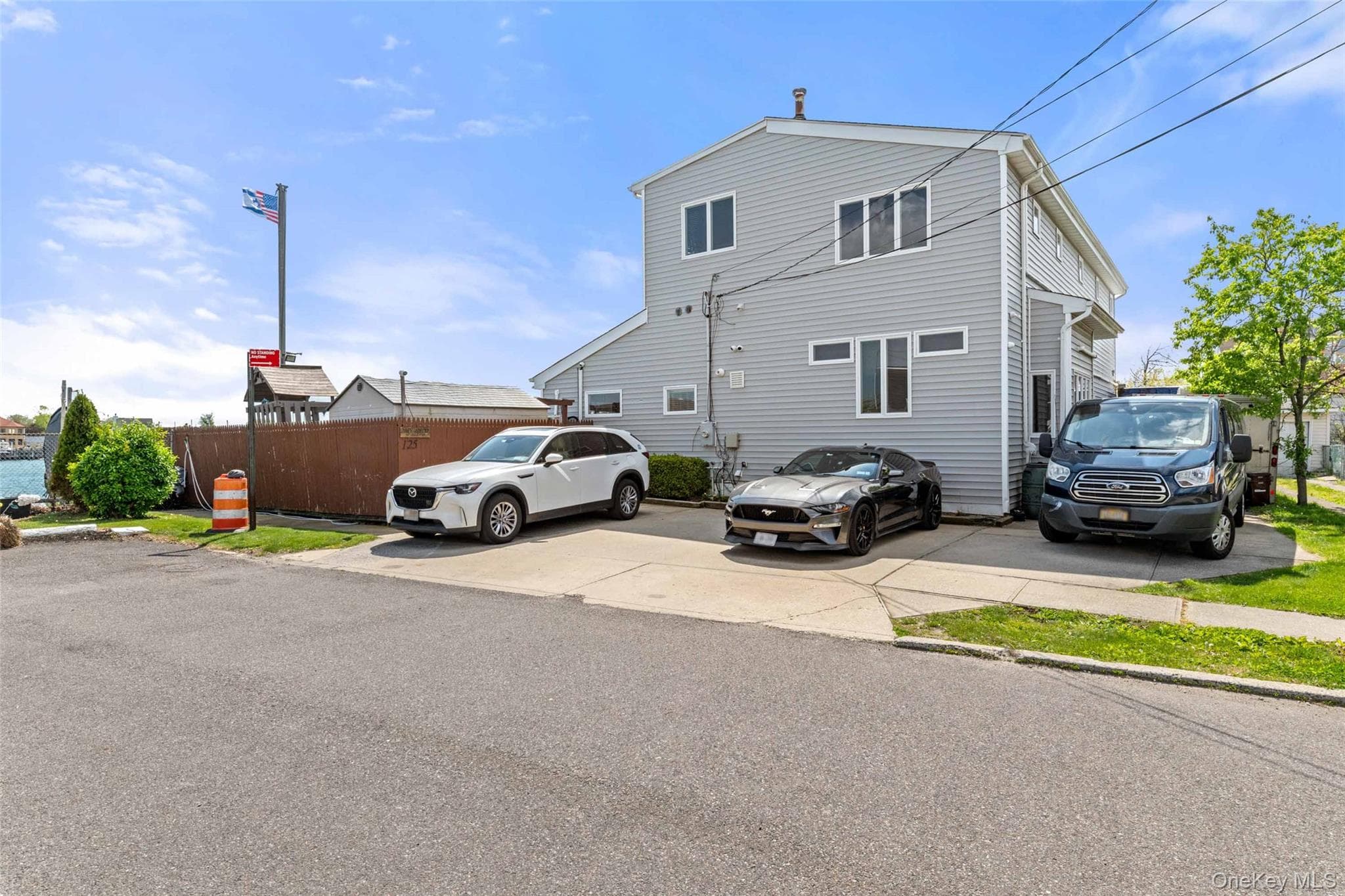 125 Beach 3rd Street thumbnail 4
