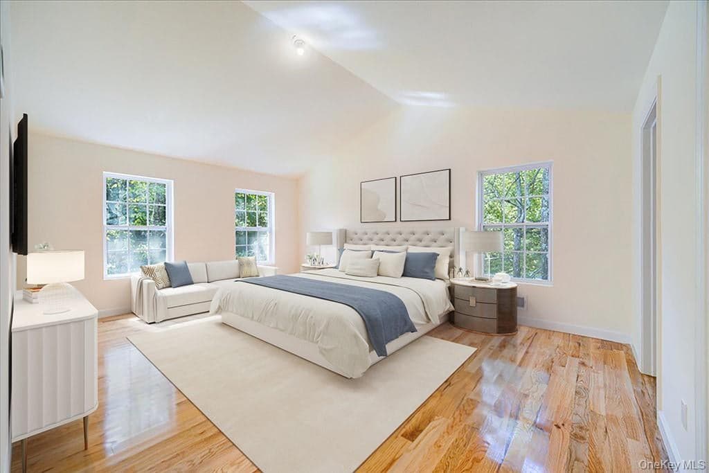 677 Marsh Road thumbnail 15