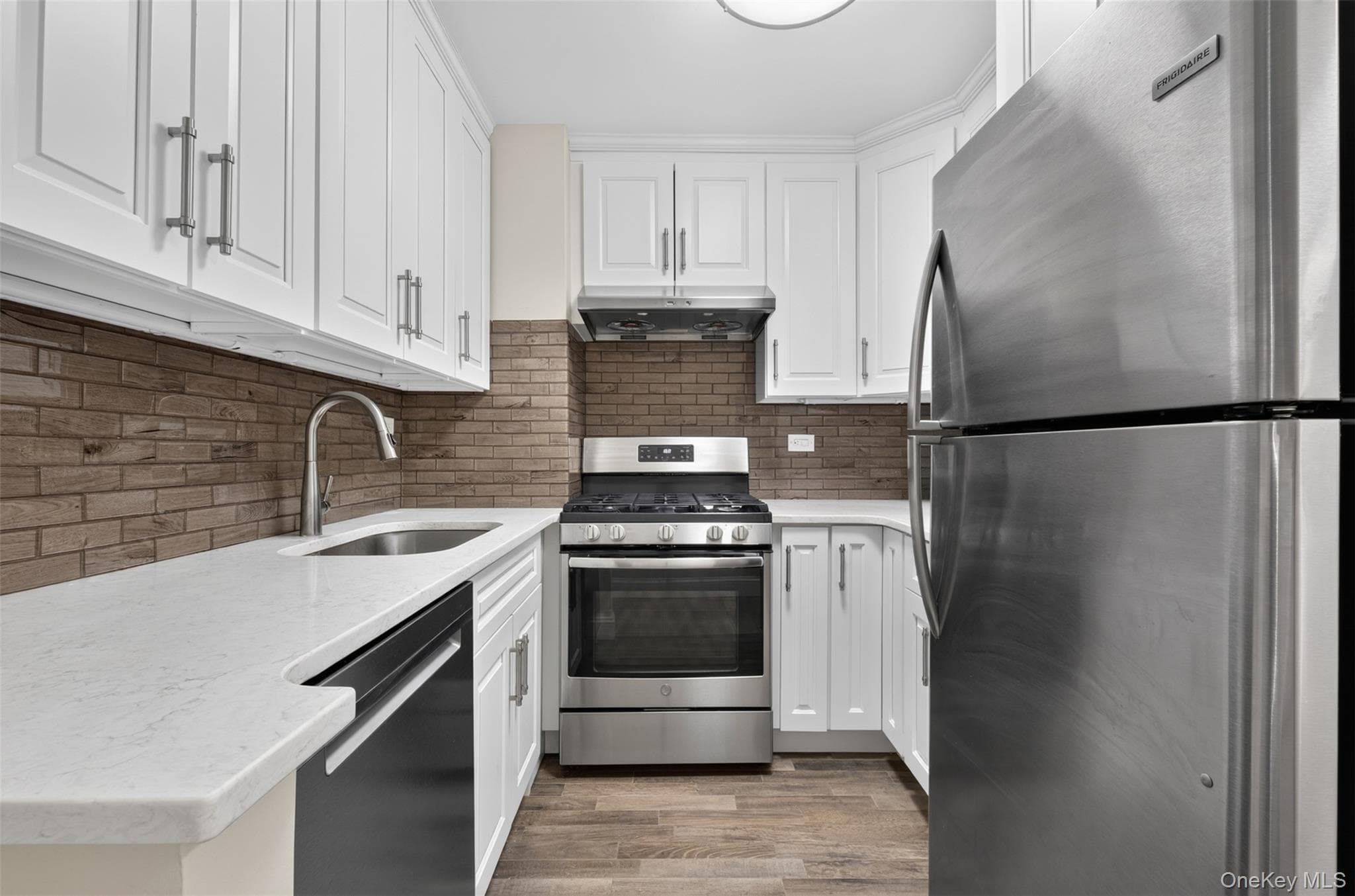 18-05 215th Street Unit: 16H thumbnail 4
