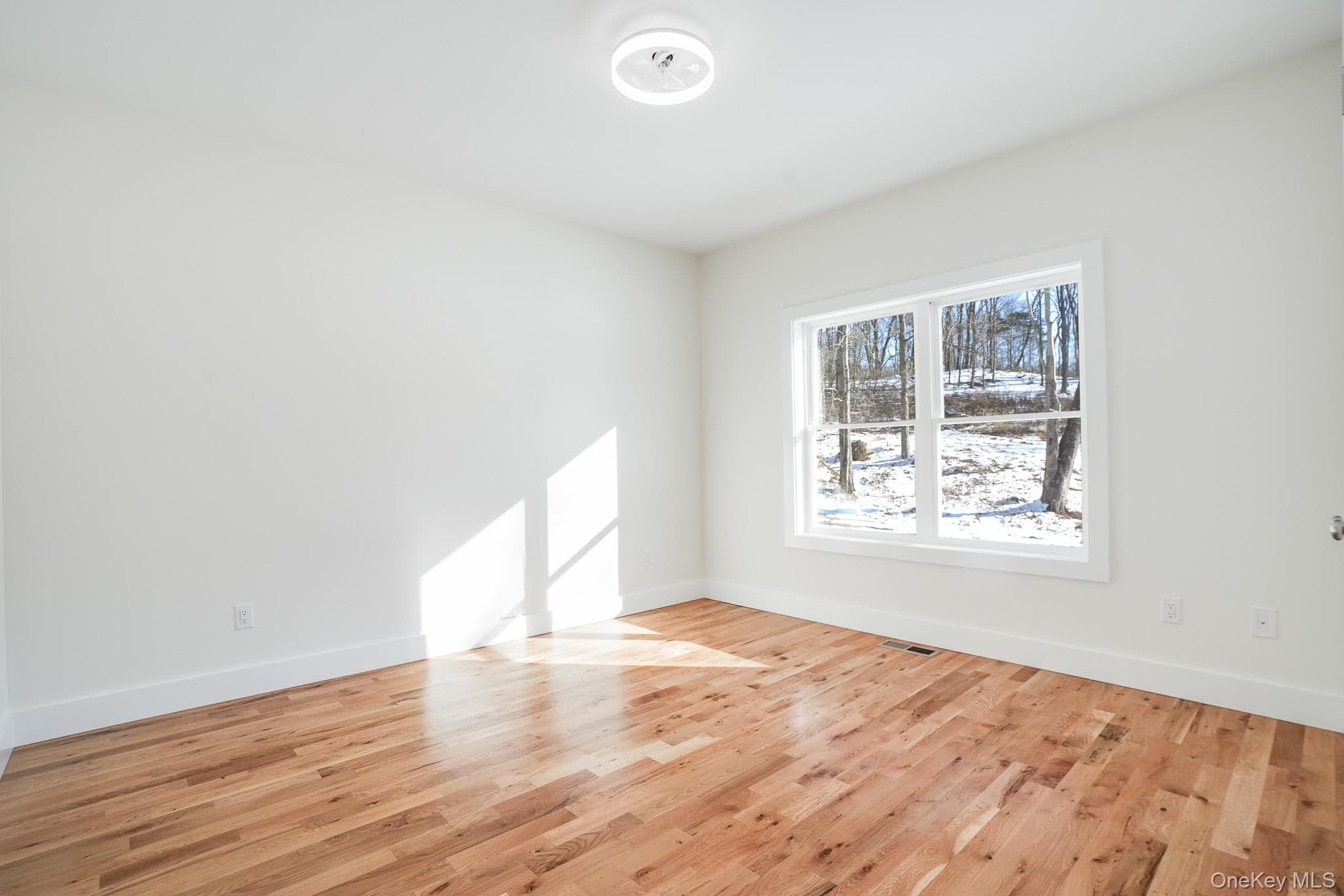 6 Roundhill Road thumbnail 15